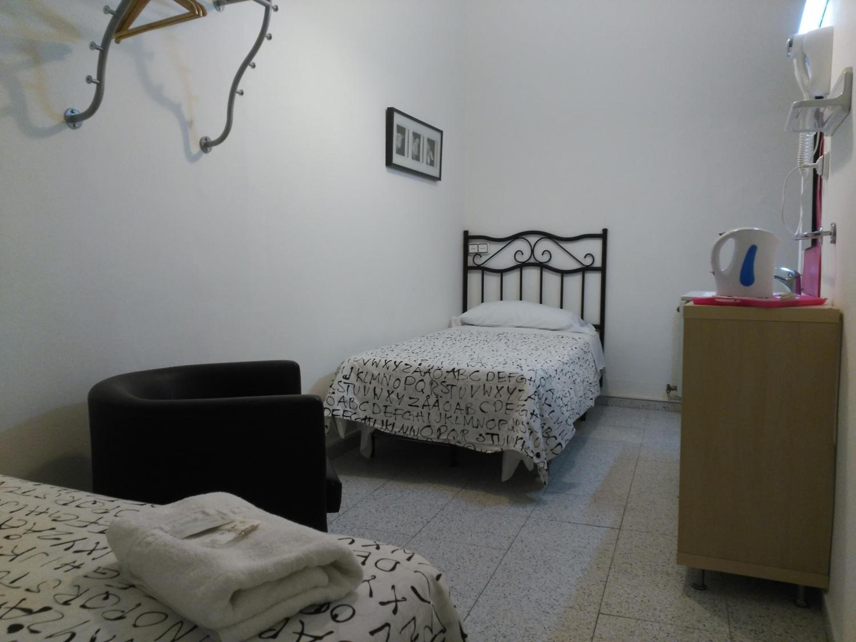 Hostal River
