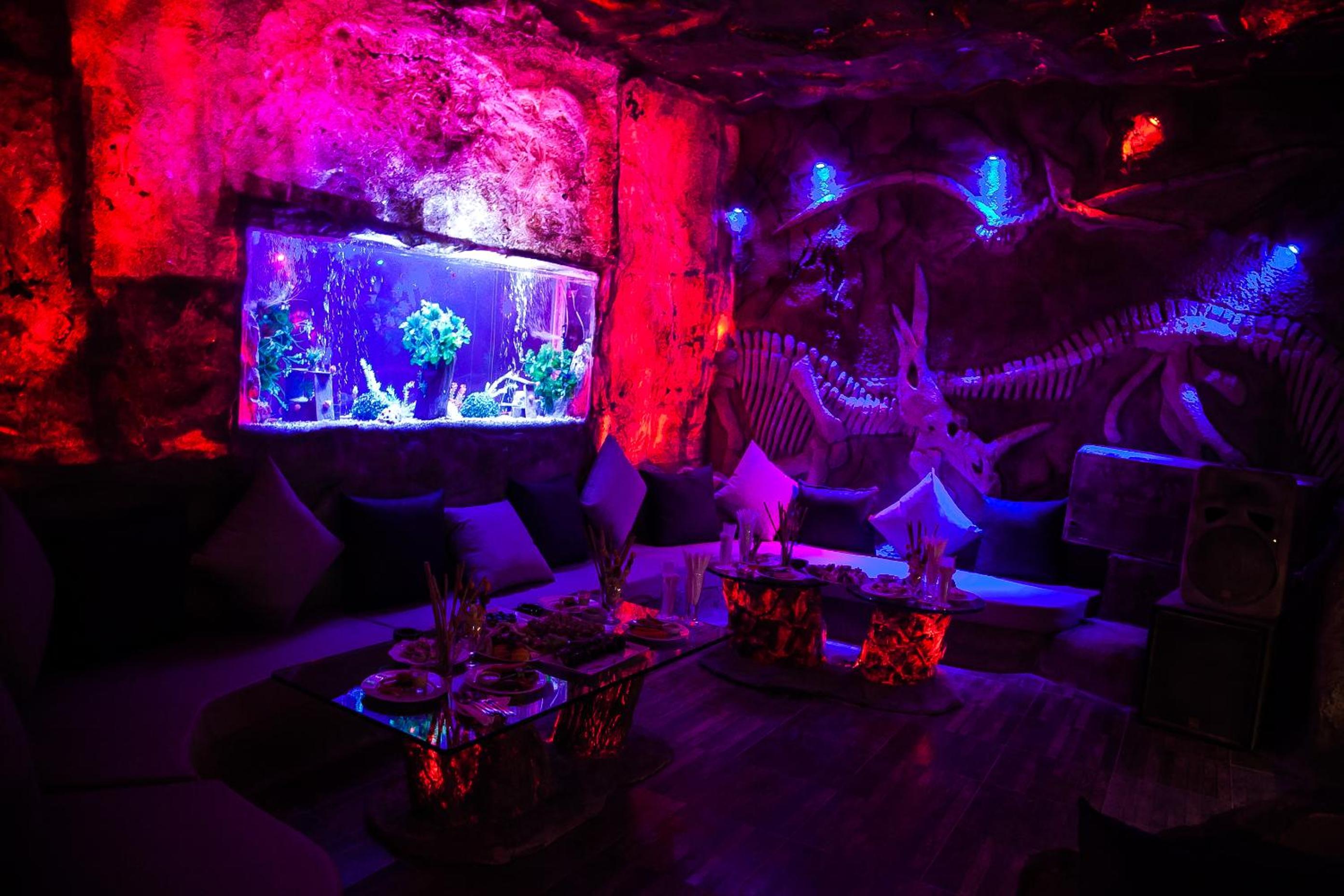 lounge
