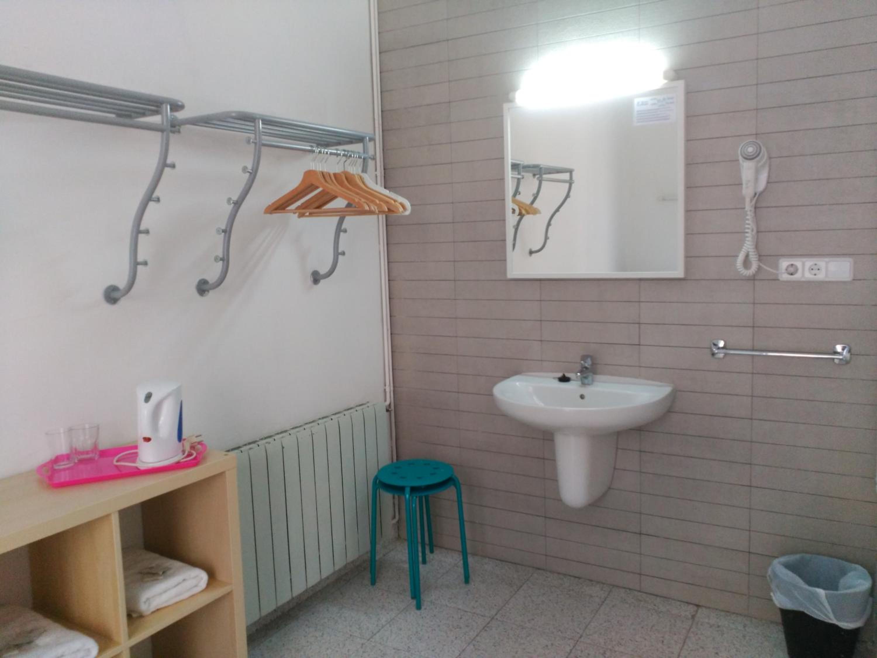 Hostal River