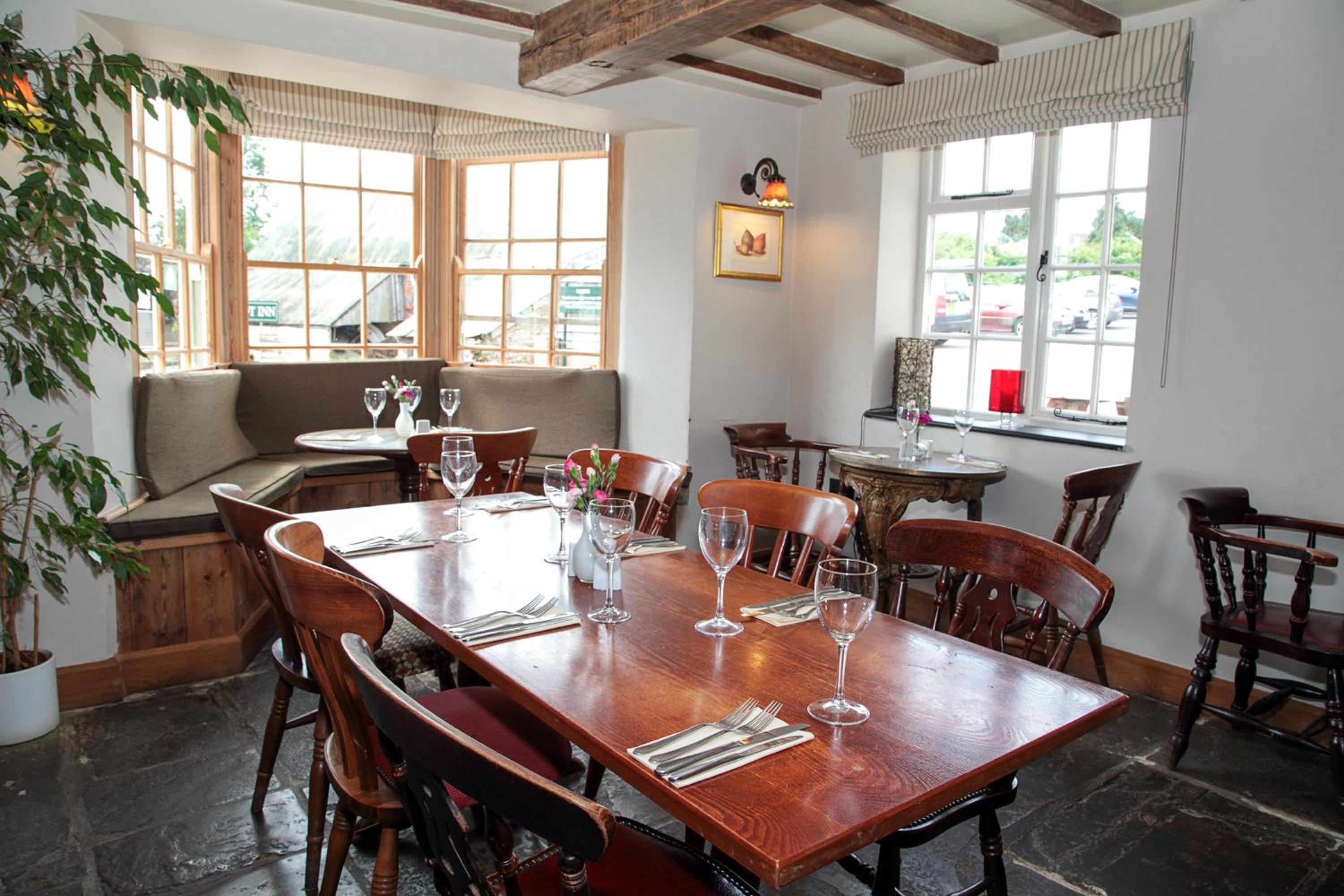 The Kilcot Inn