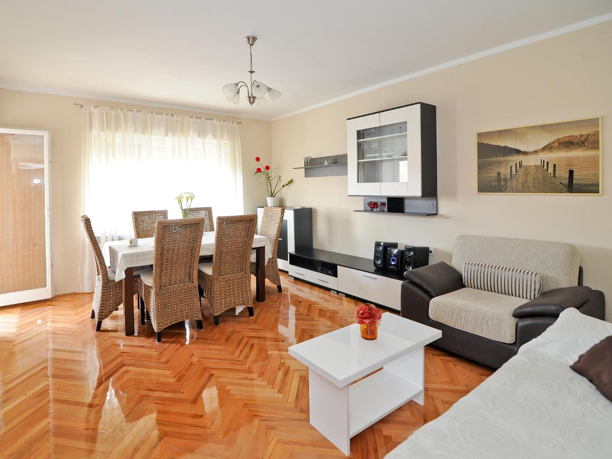 Apartment Sunny Side photo 4
