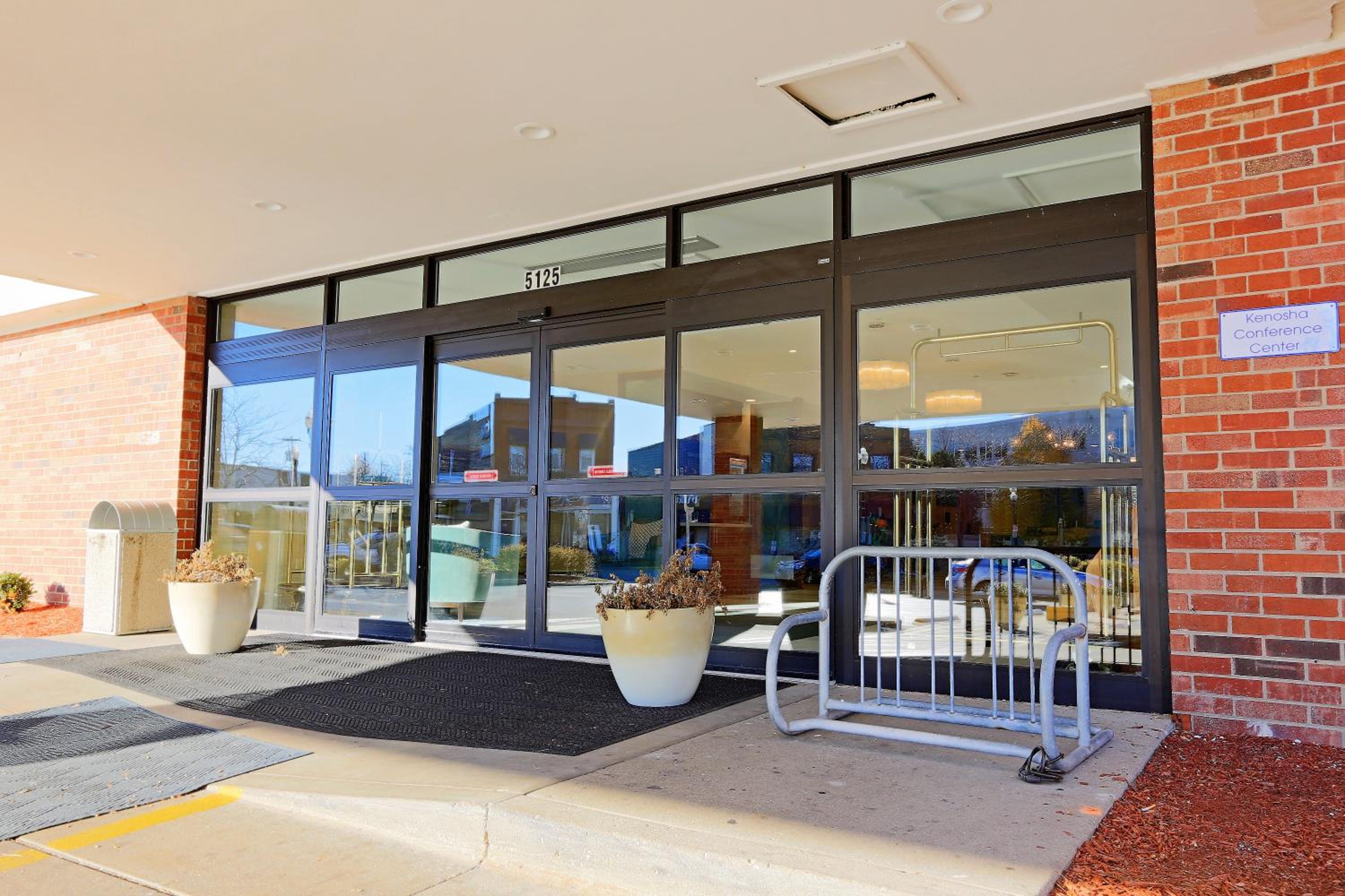 Wyndham Garden Kenosha Harborside - Property Image 11