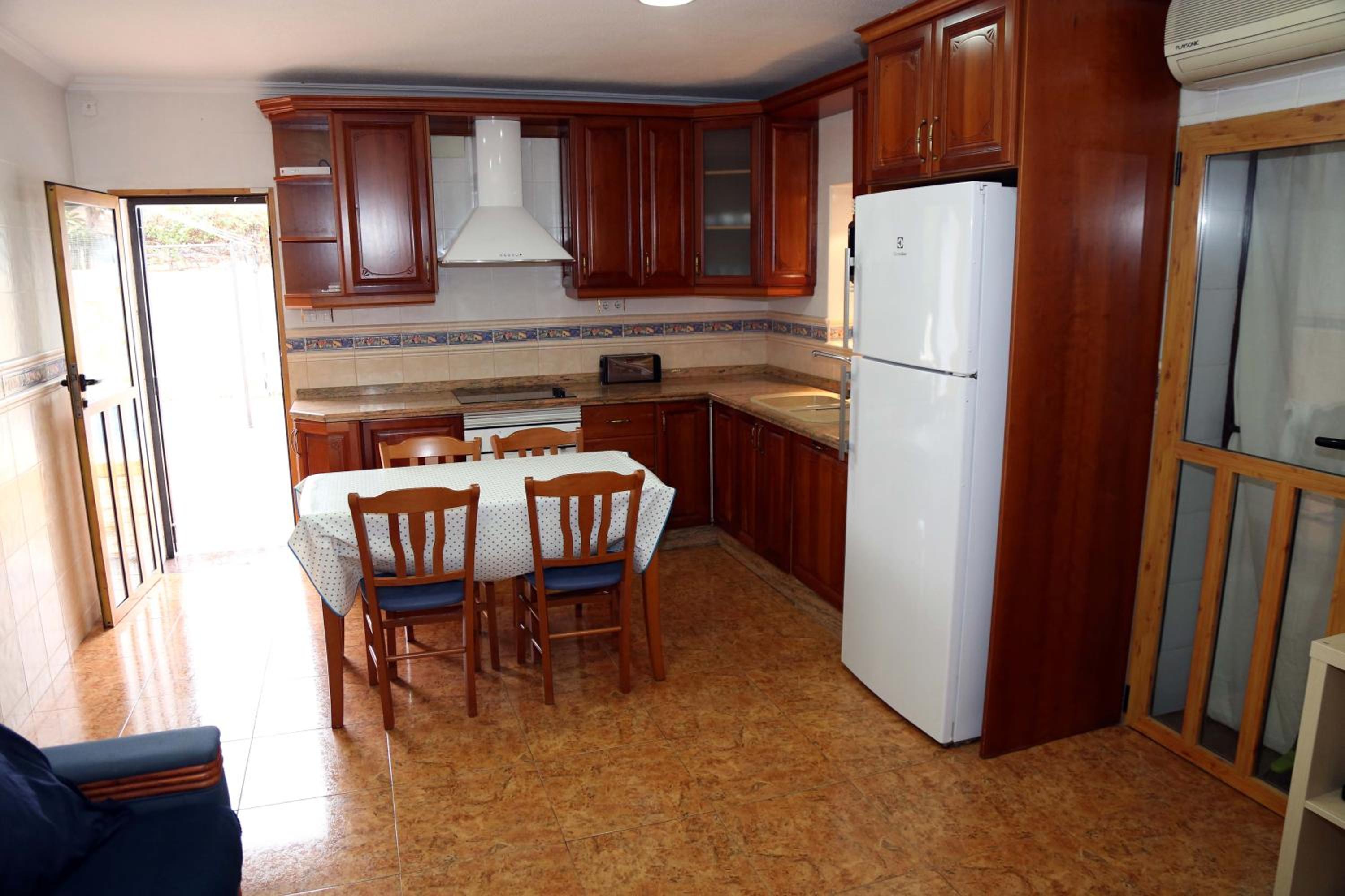 Villa Ana Apartments