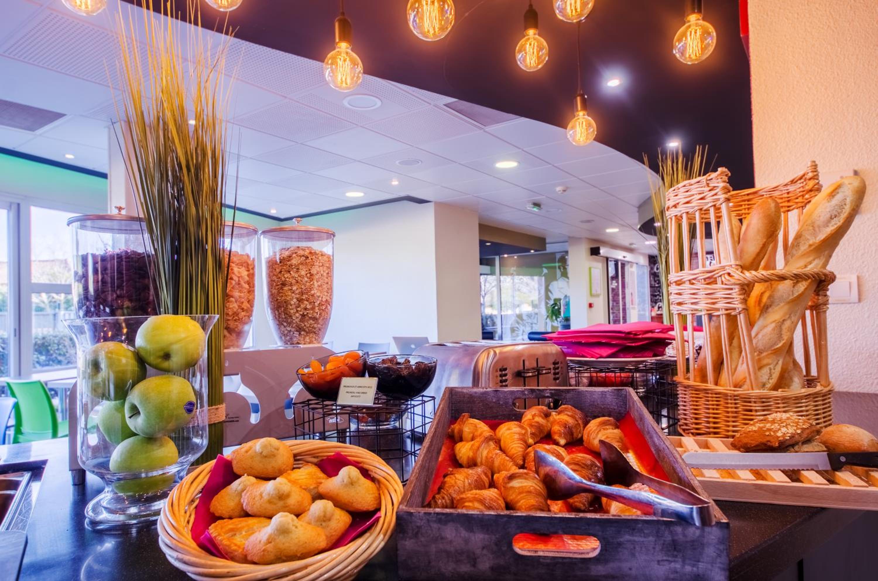 Blagnac Vacations - Ibis Styles Toulouse Blagnac Aeroport - Property Image 5