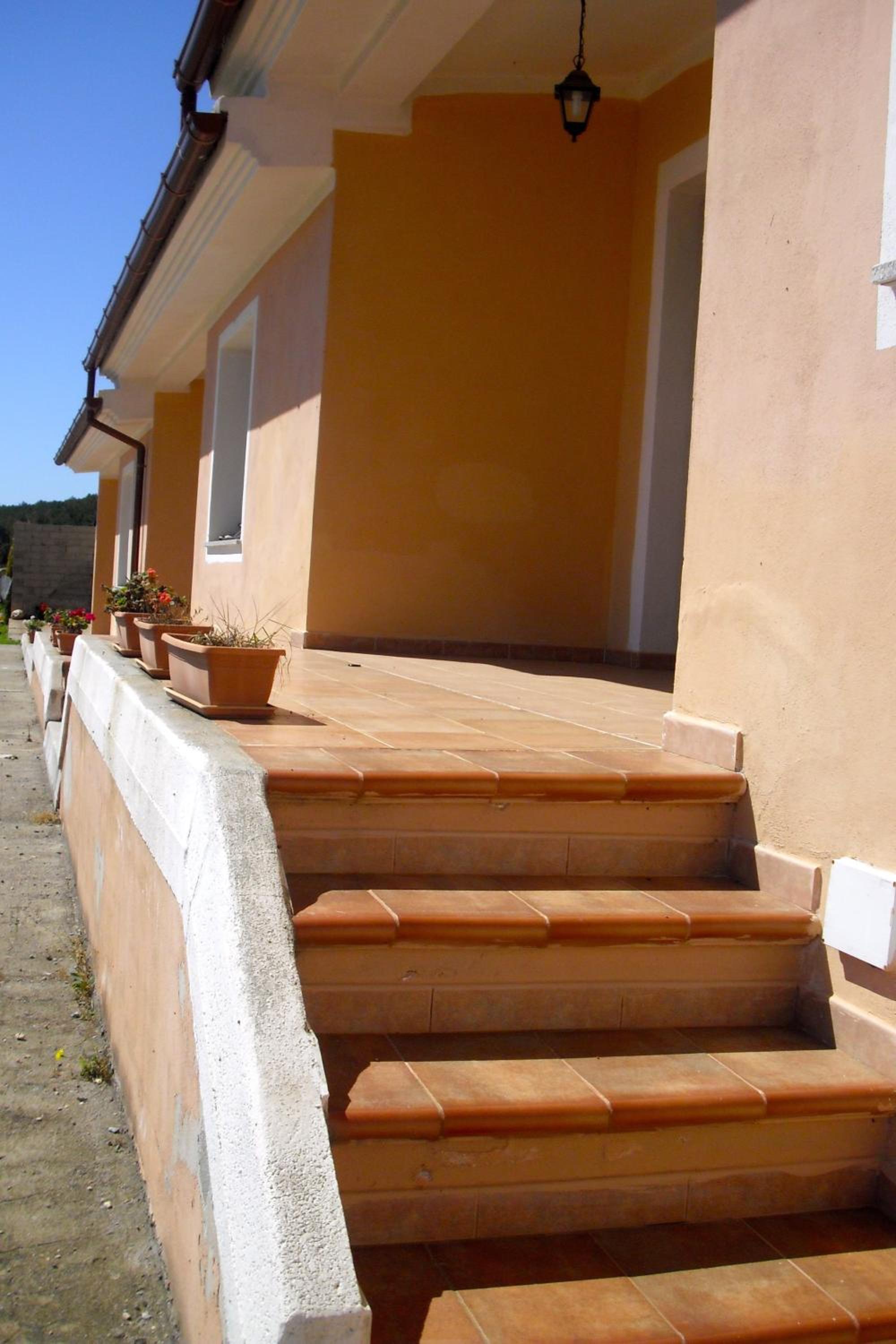 Photo 33