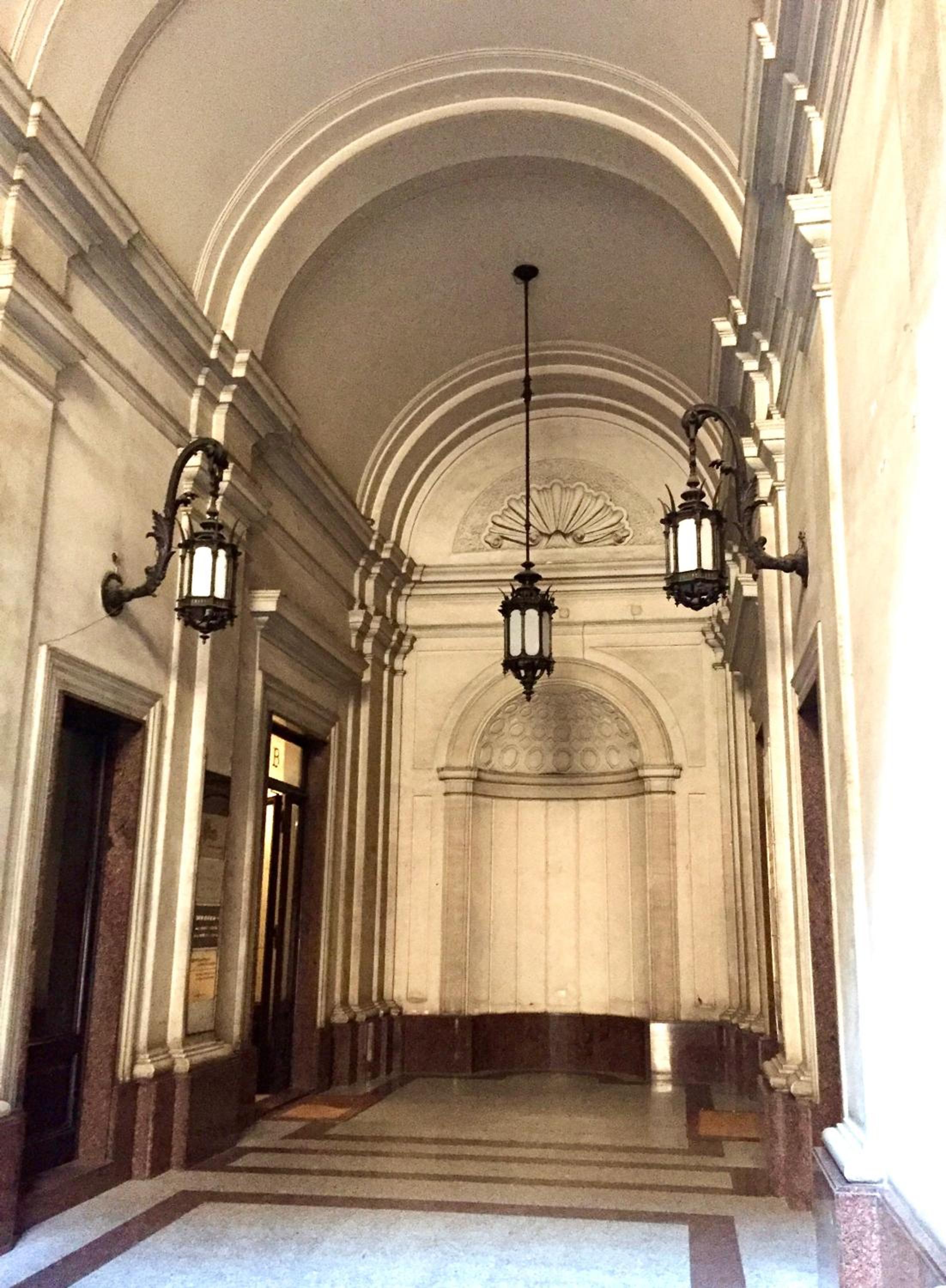 B&B Best Pantheon