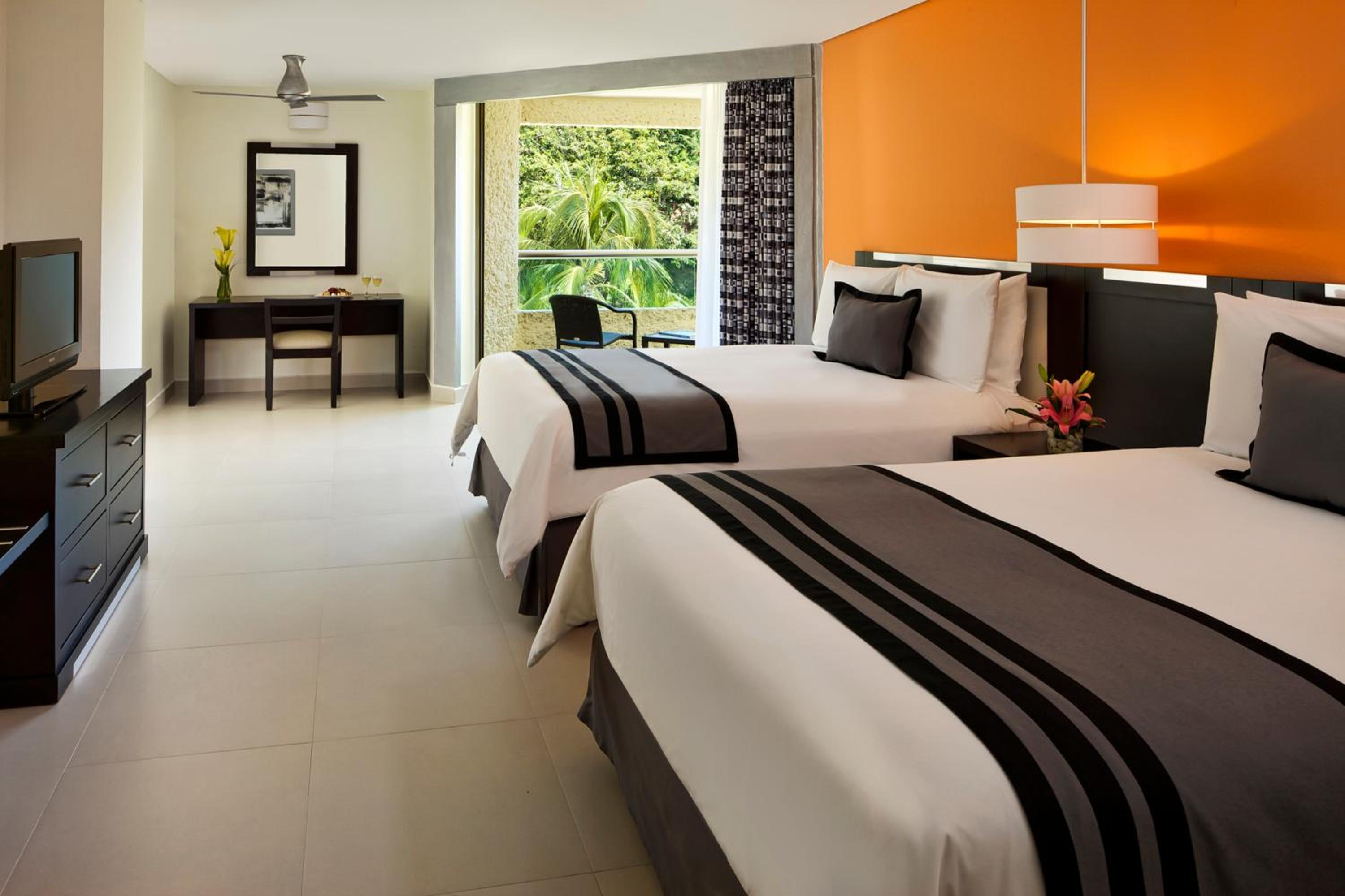 Dreams Huatulco Resort & Spa