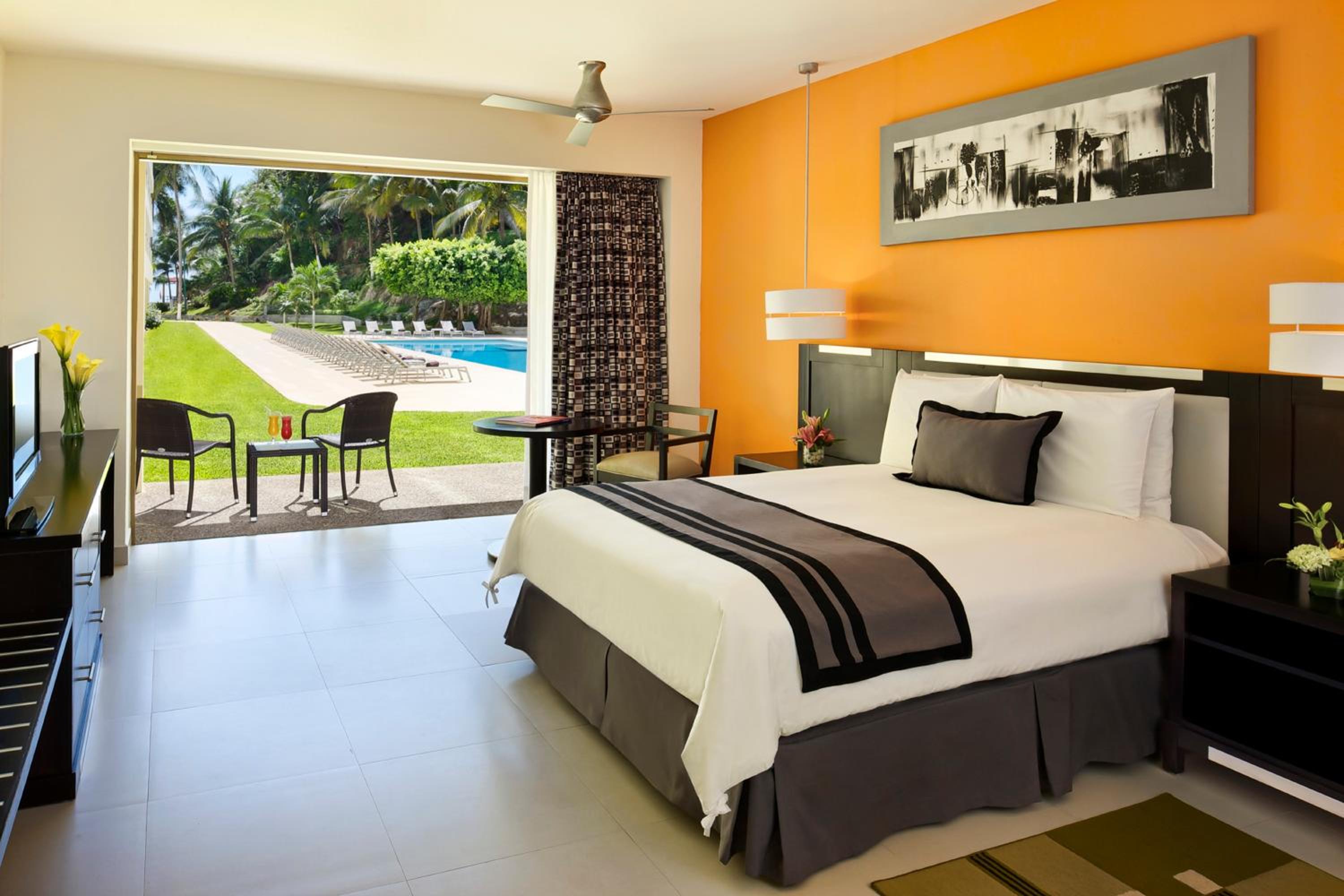 Dreams Huatulco Resort  Spa - Property Image 2