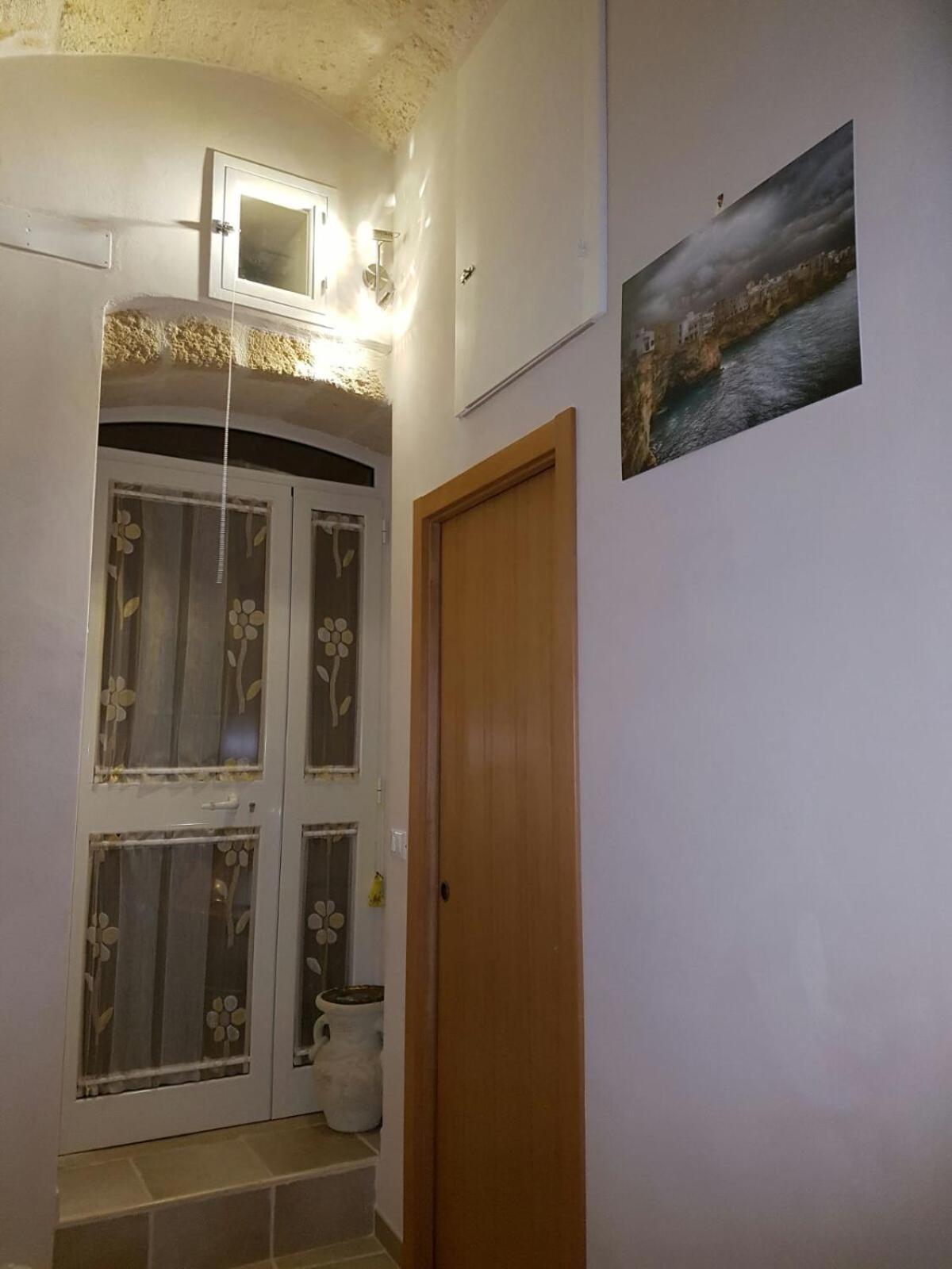 Photo 33