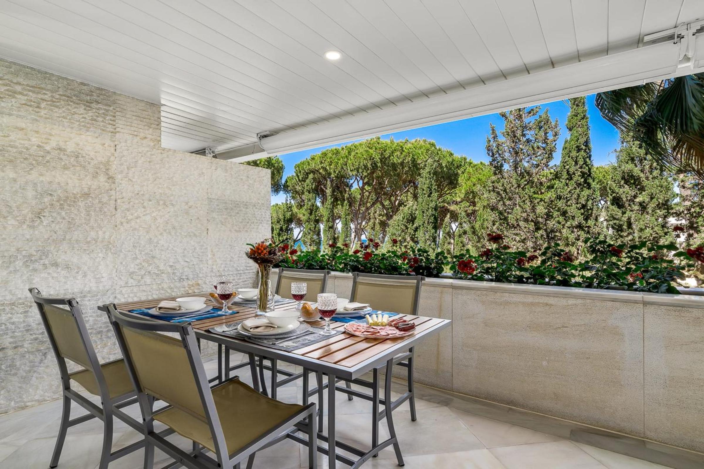 All About Marina Mariola en Marbella