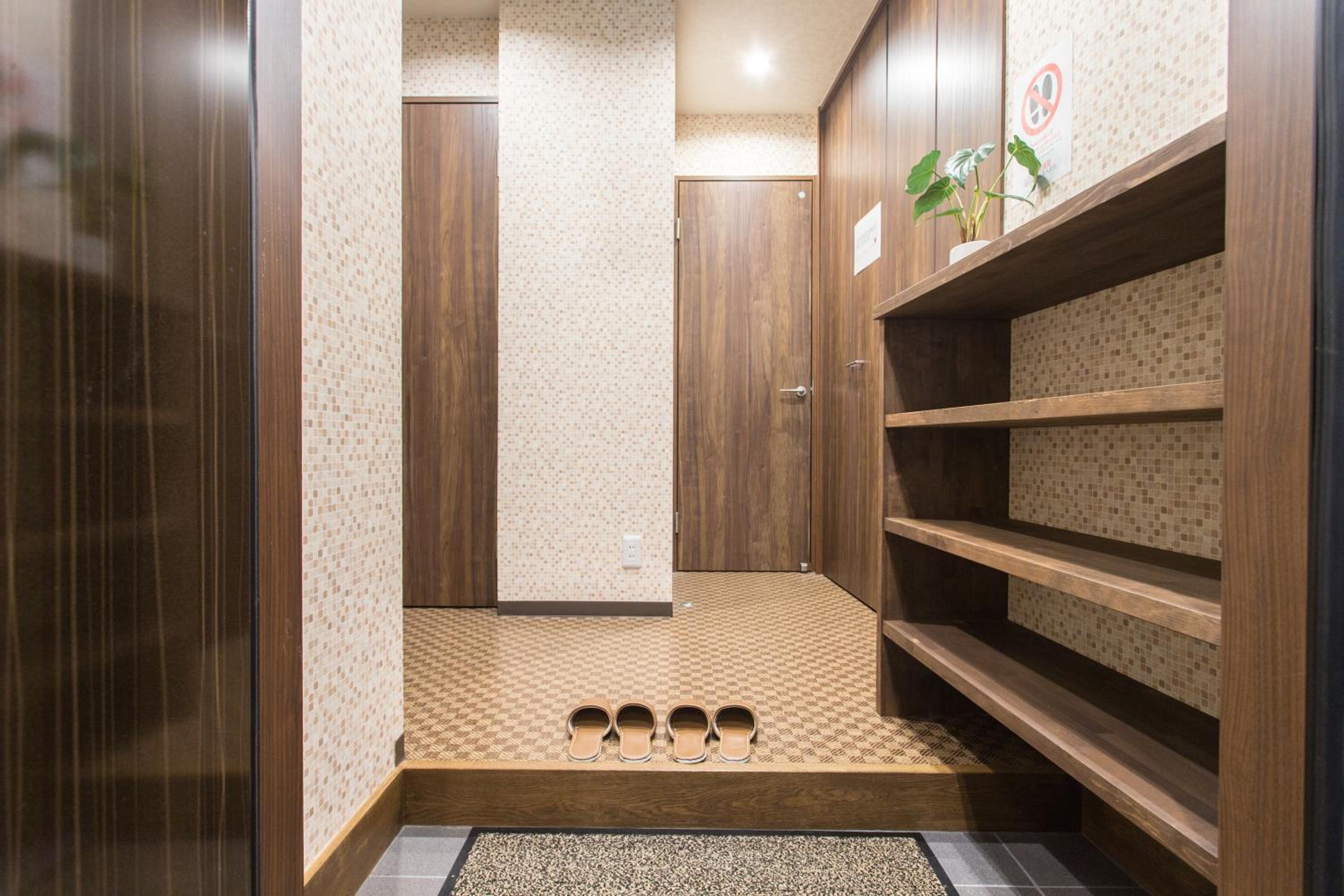 Rokuhara Inn