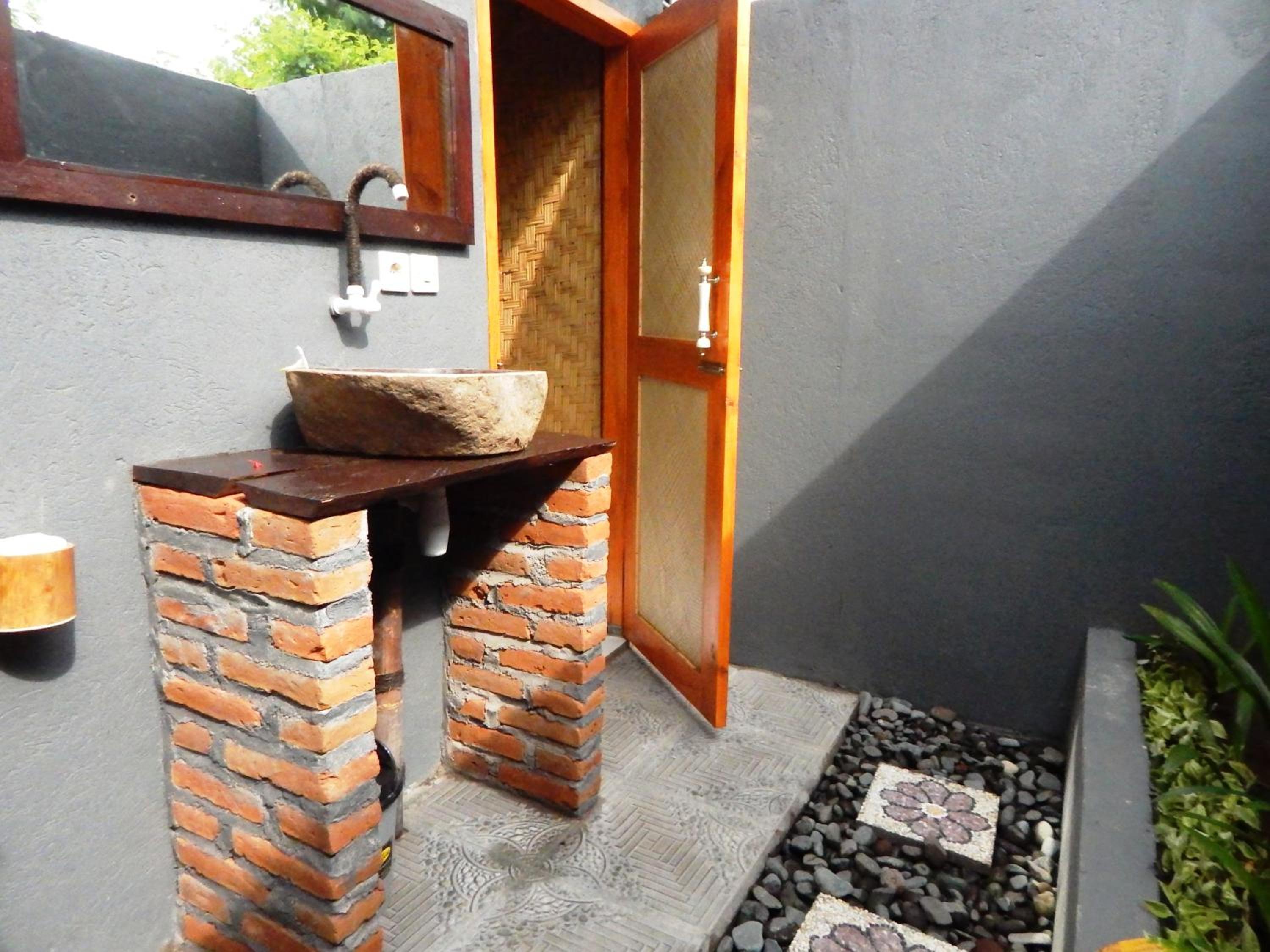 Yuda Menjangan Homestay view 2