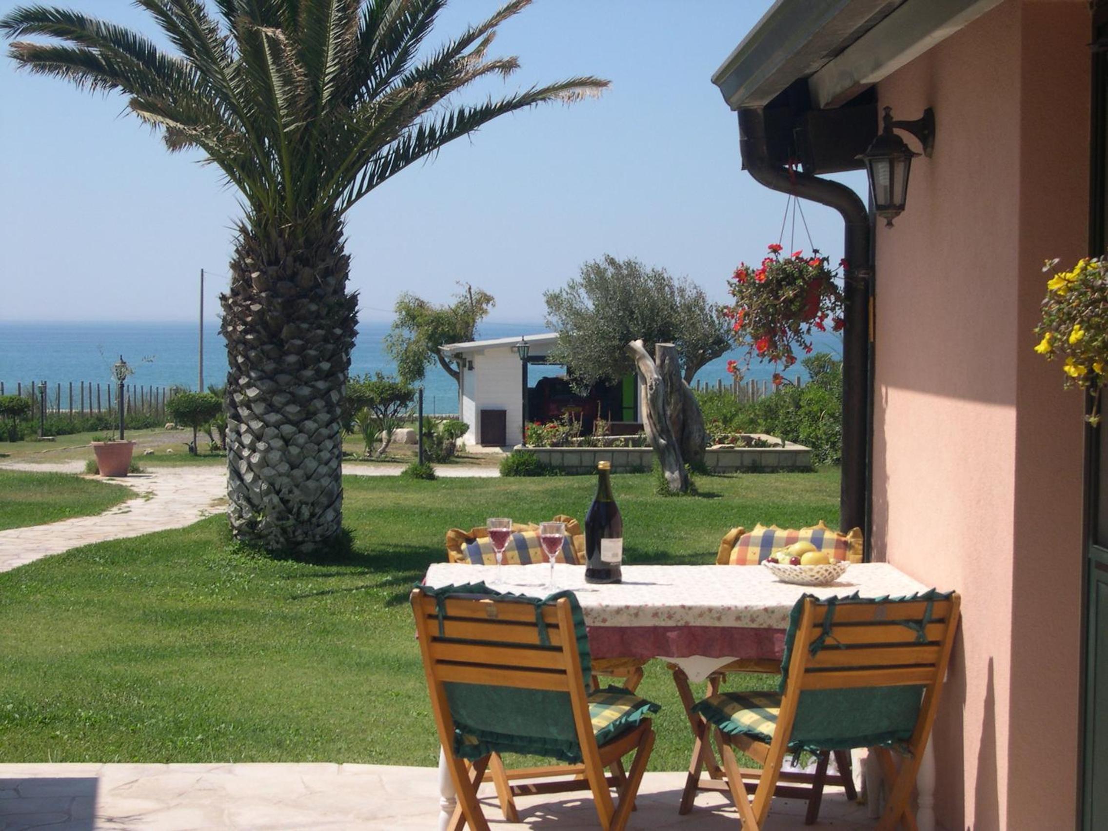 Elmani en Pozzallo — balance & terrace