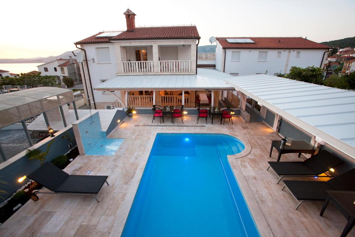 Villa Kruna Grada view 3