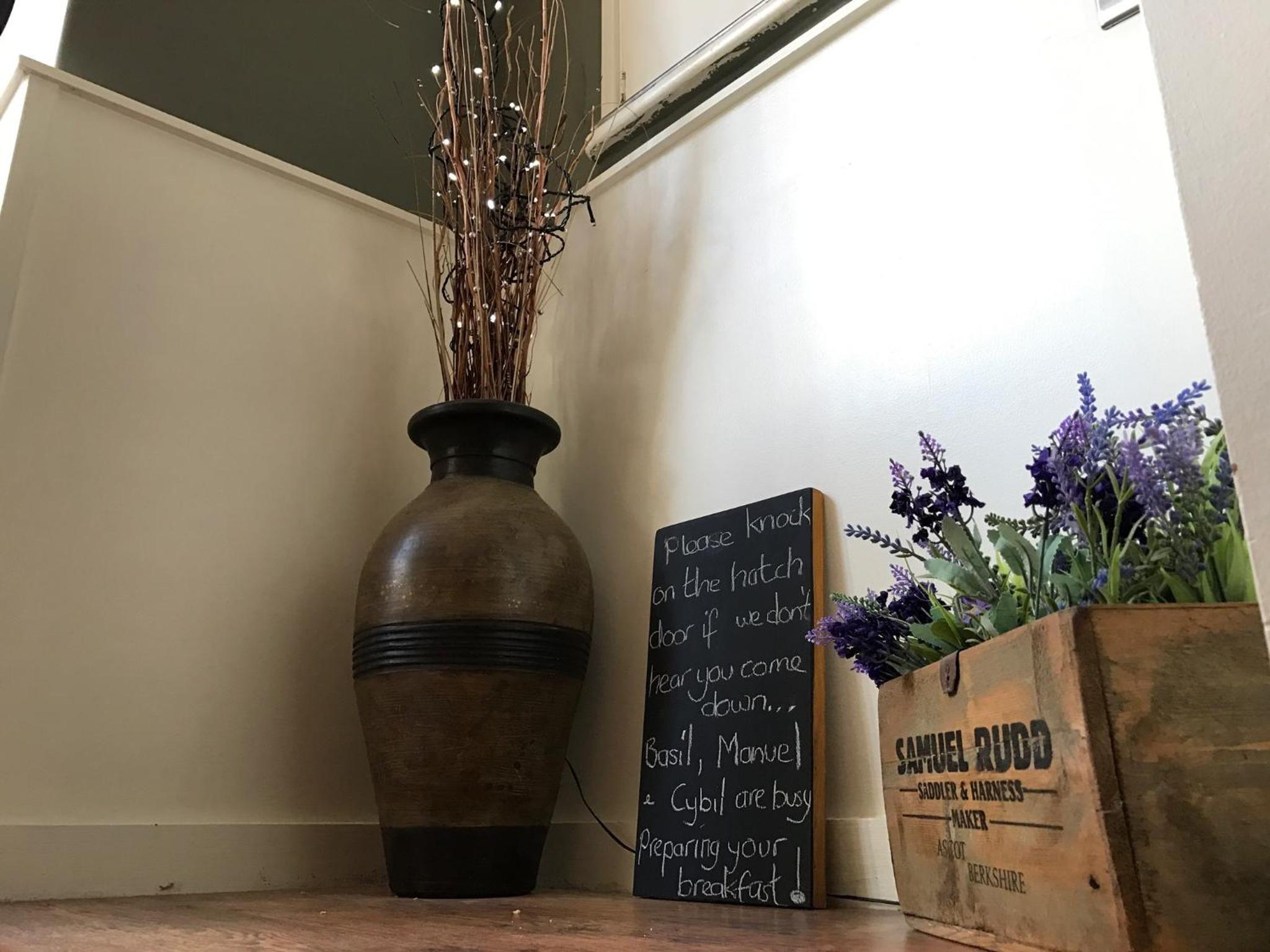 Compton Guest House