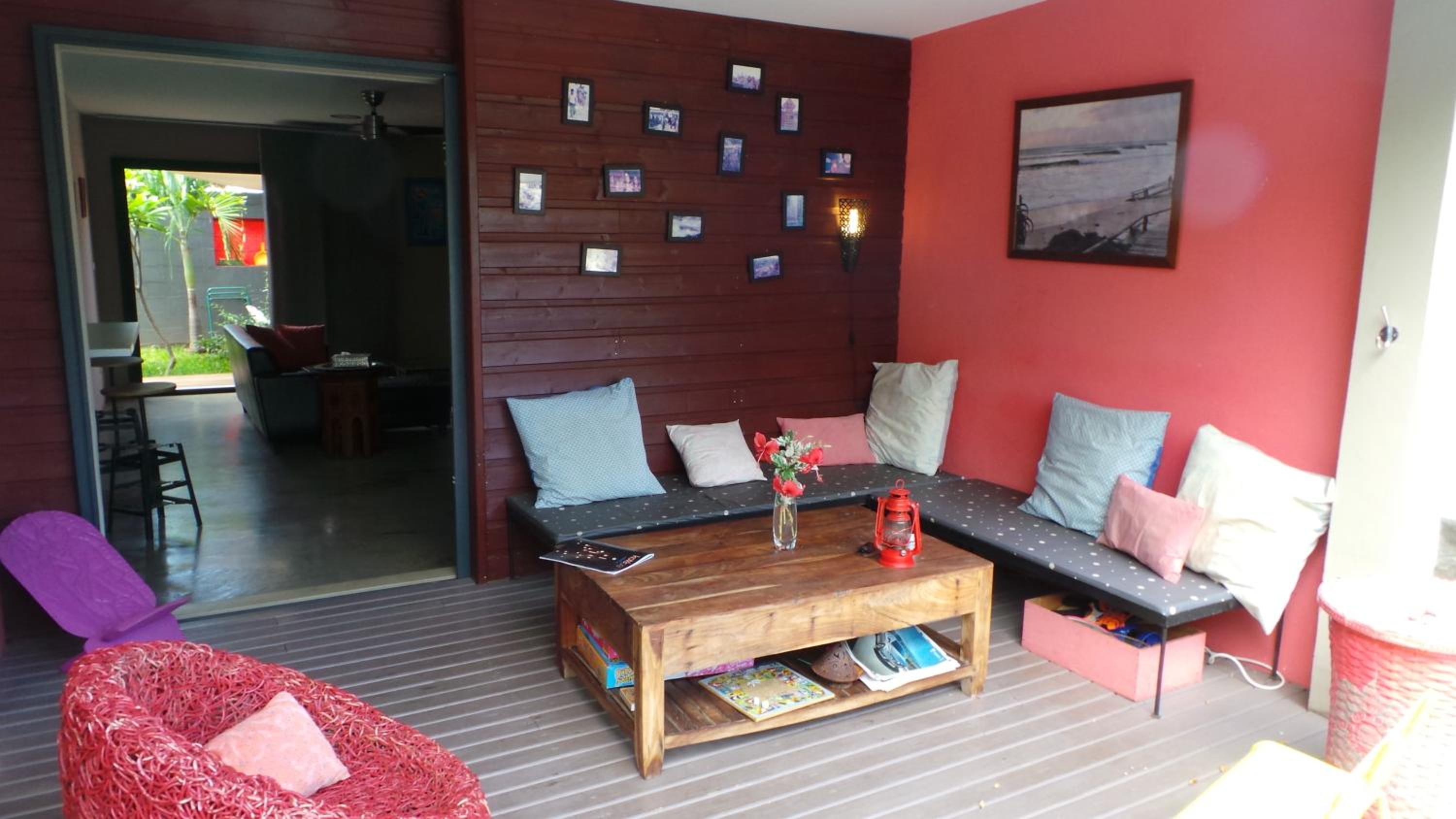 lounge
