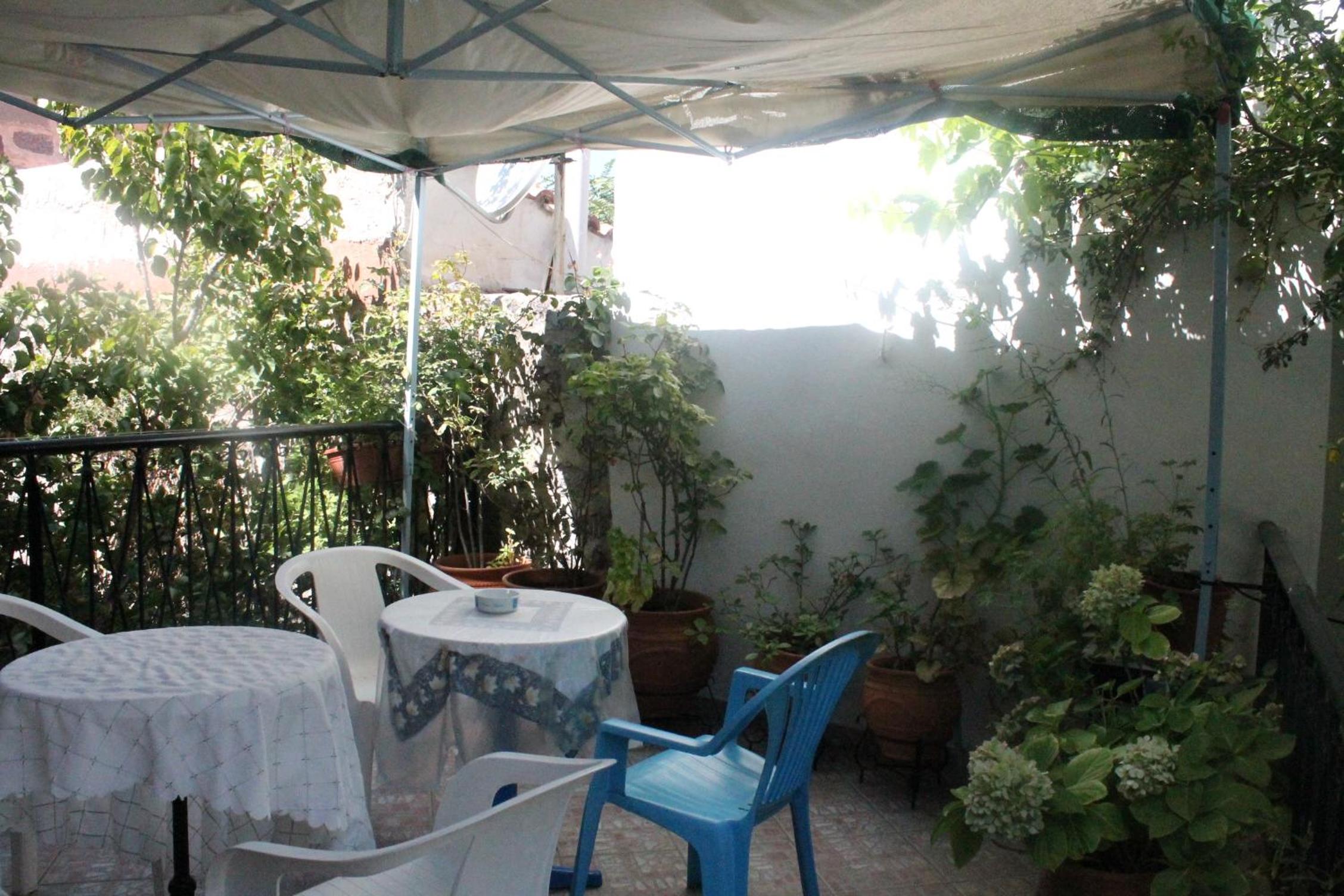 ΜΑΧΗ Ενοικιαζόμενα δωμάτια