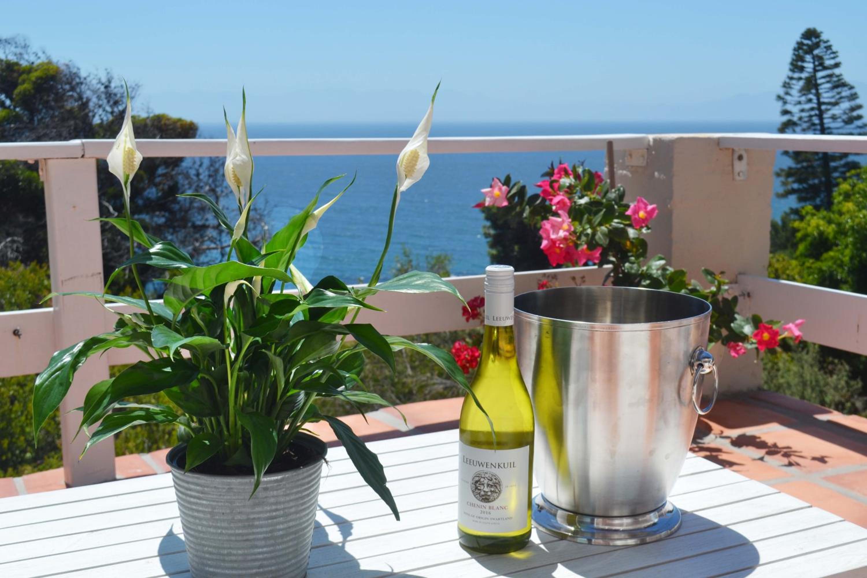 Seabreeze Luxury Two Bedroom Self Catering Penthouse