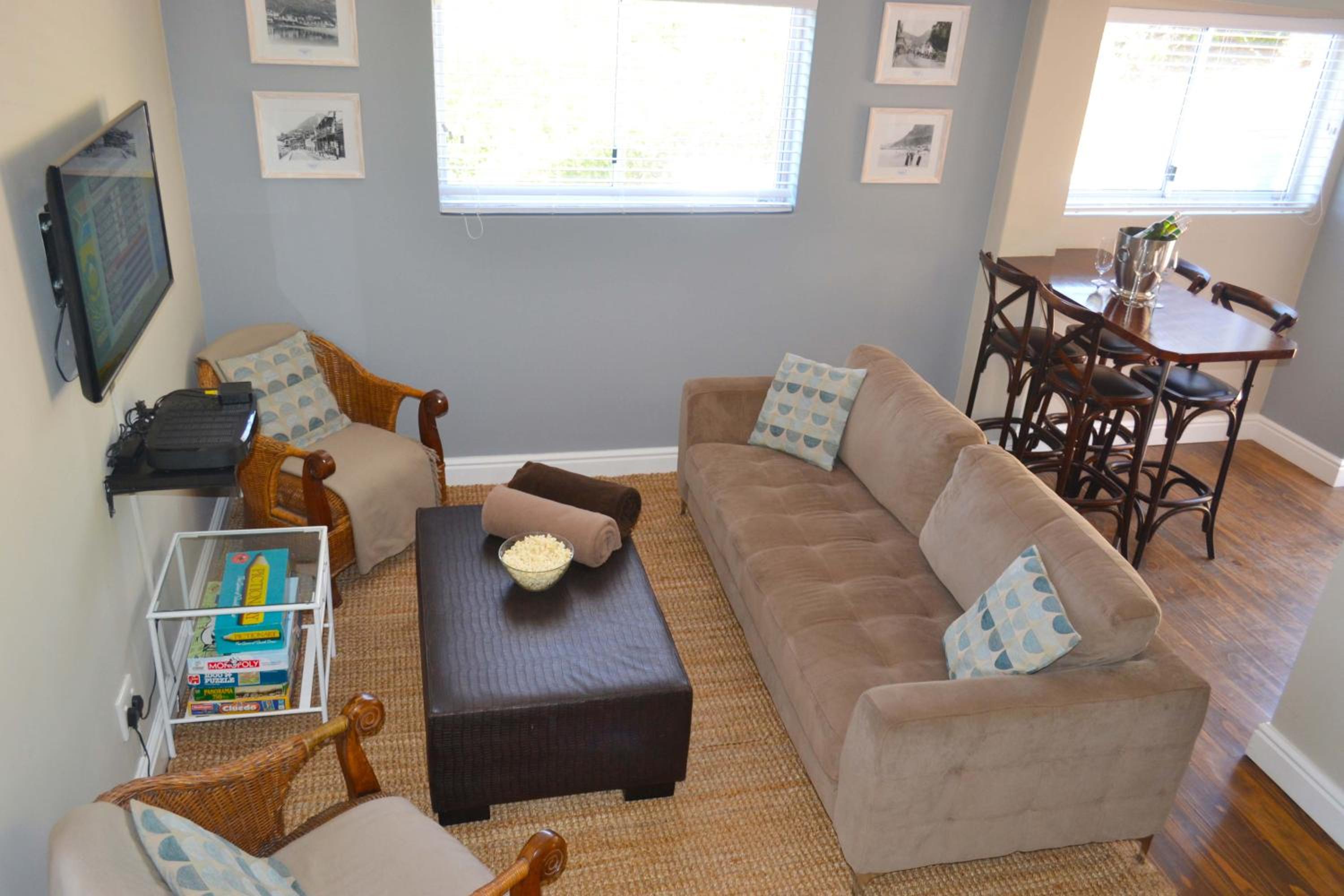 Seabreeze Luxury Two Bedroom Self Catering Penthouse