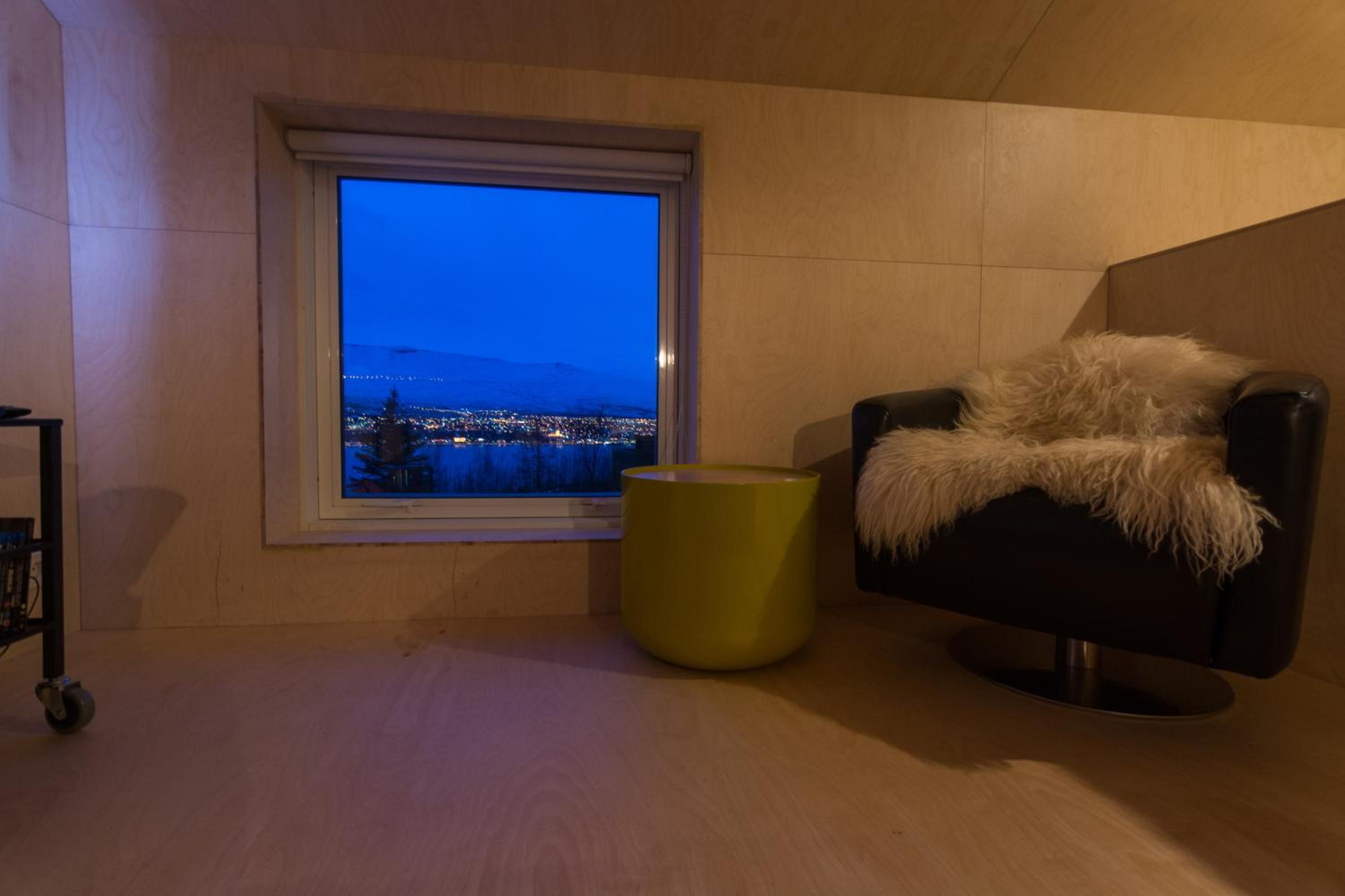 Viking Cottages & Apartments