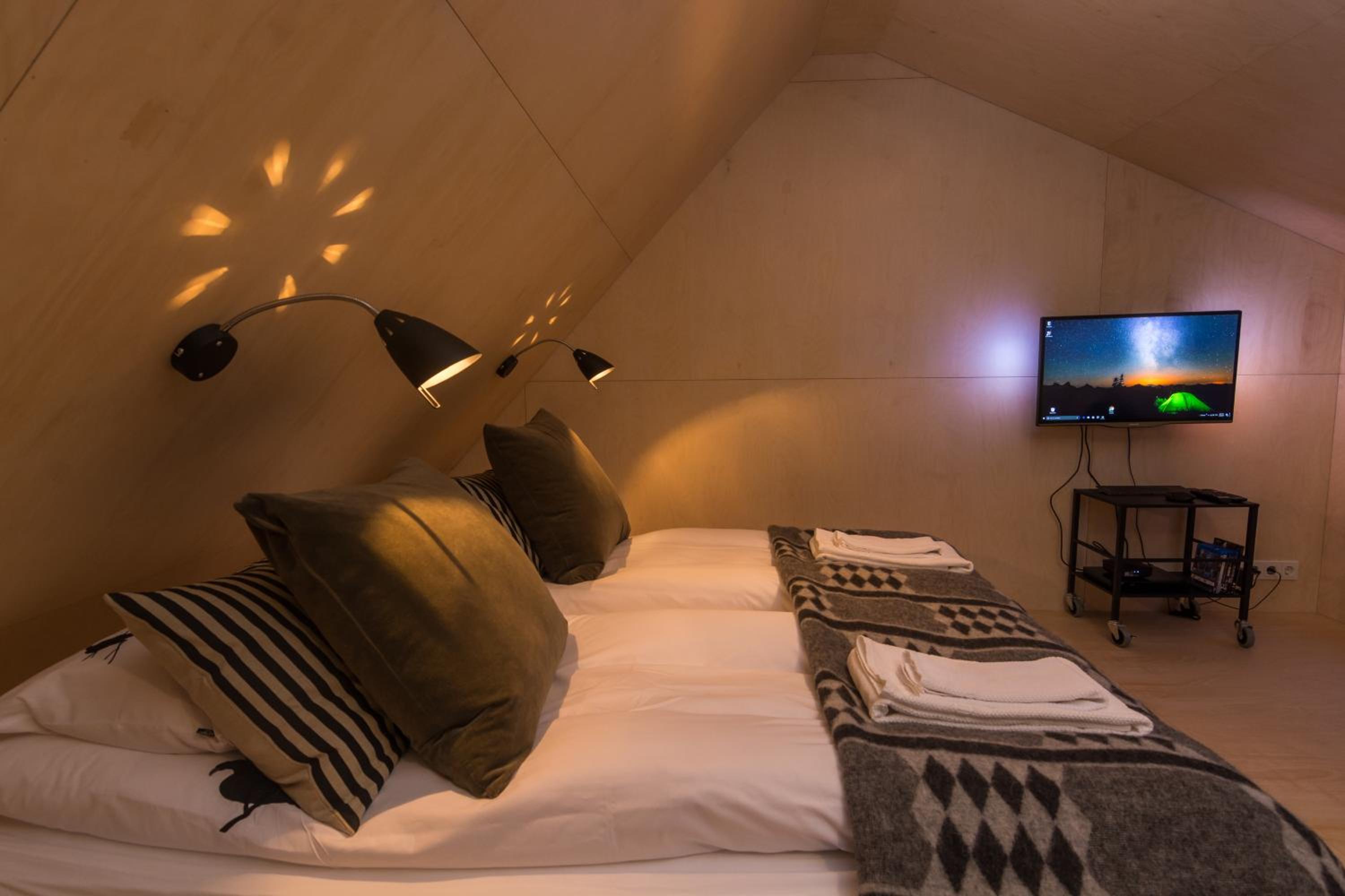 Viking Cottages & Apartments