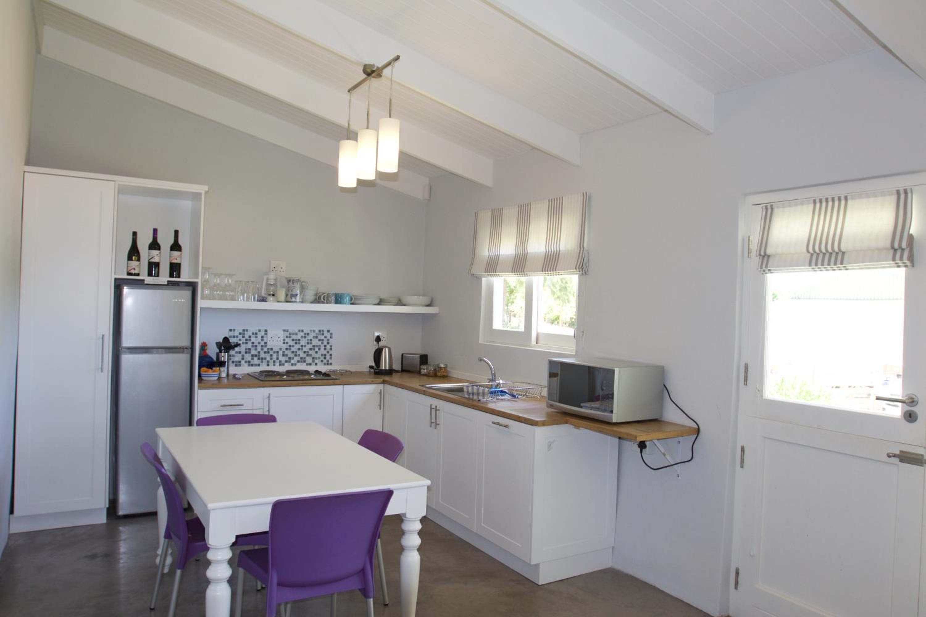 Paul Wallace Wines & Cottages
