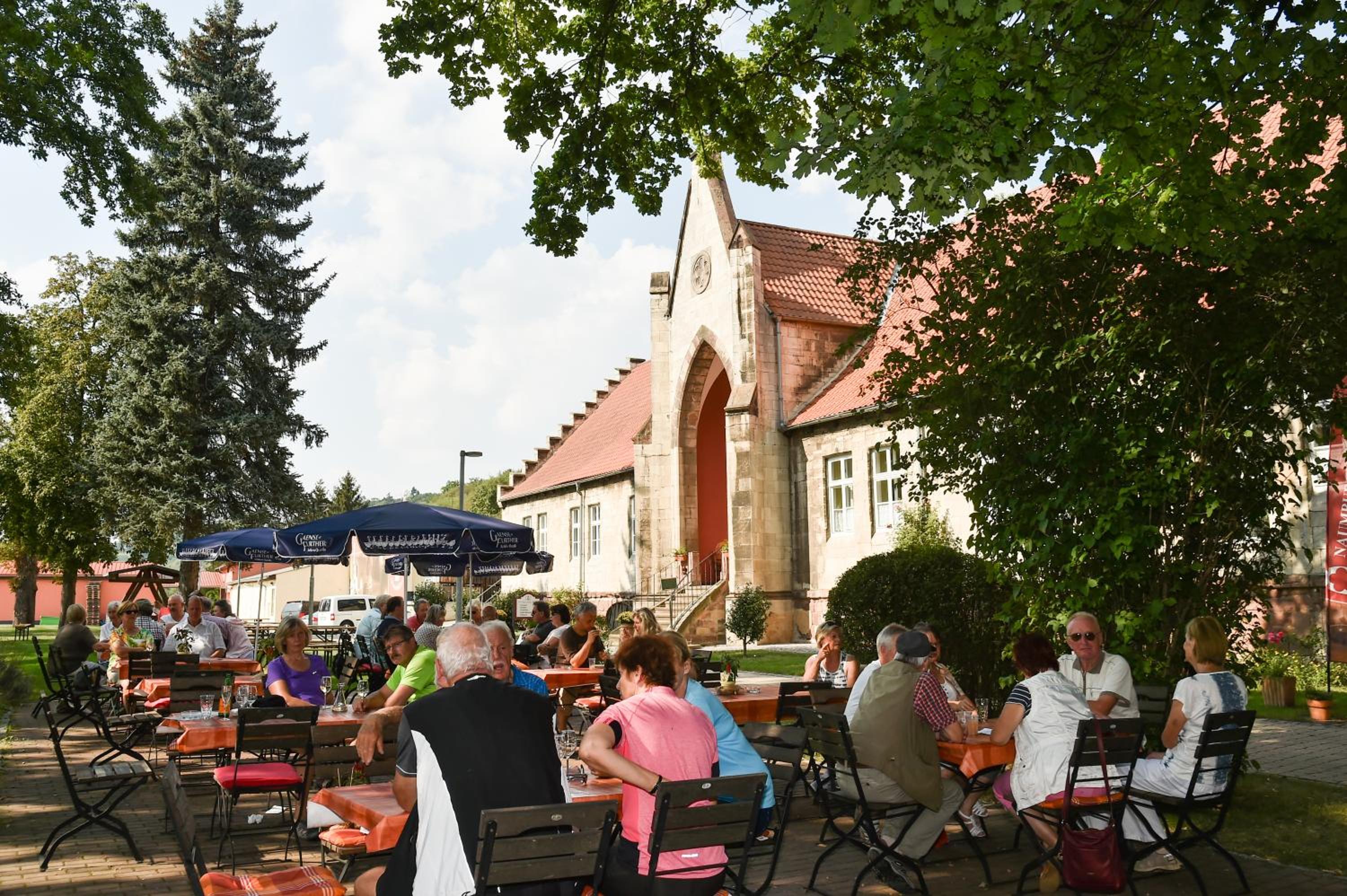Naumburger Wein & Sekt Manufaktur - Pension 1824
