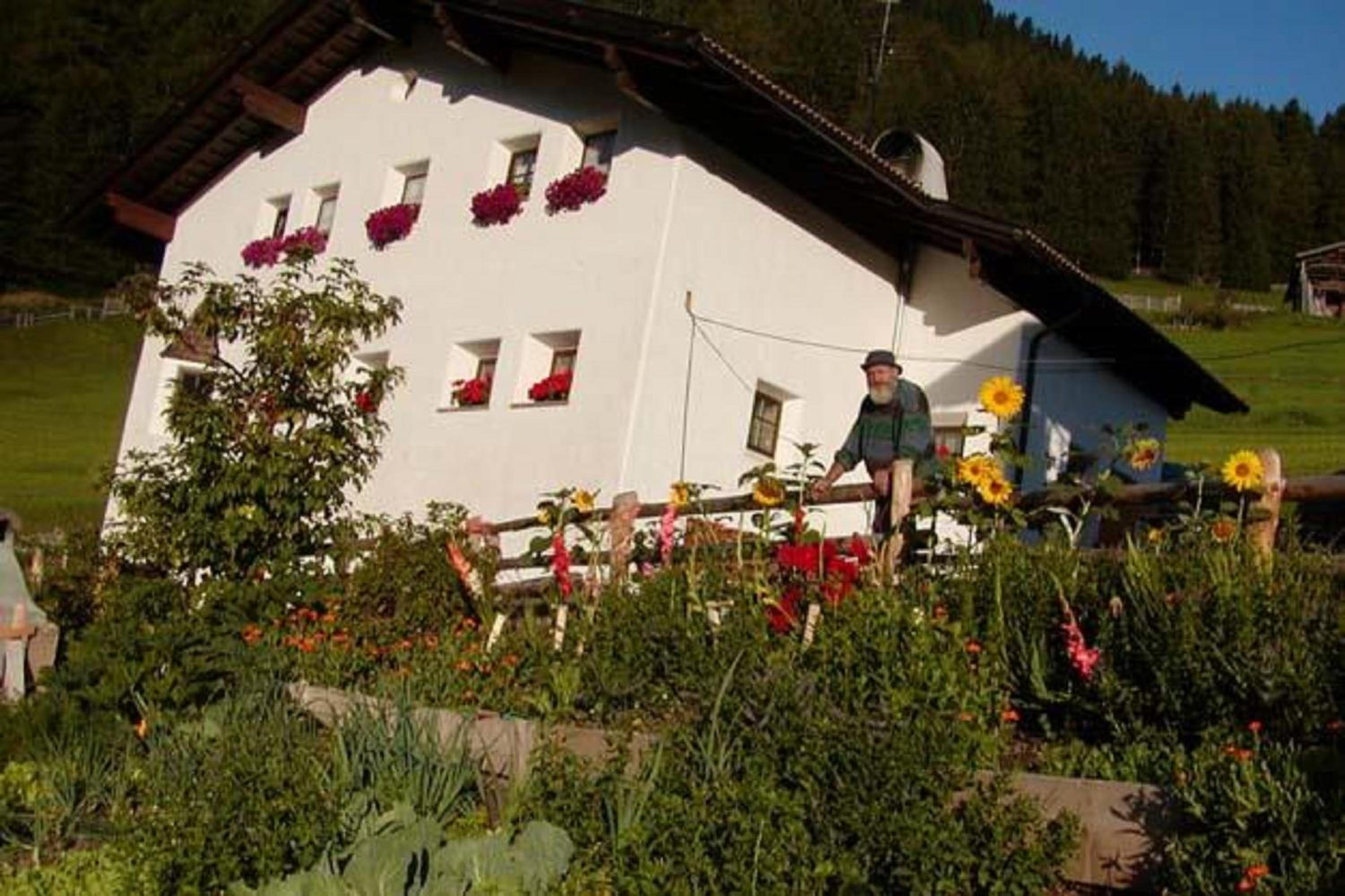 Agriturismo Apartments Tuene