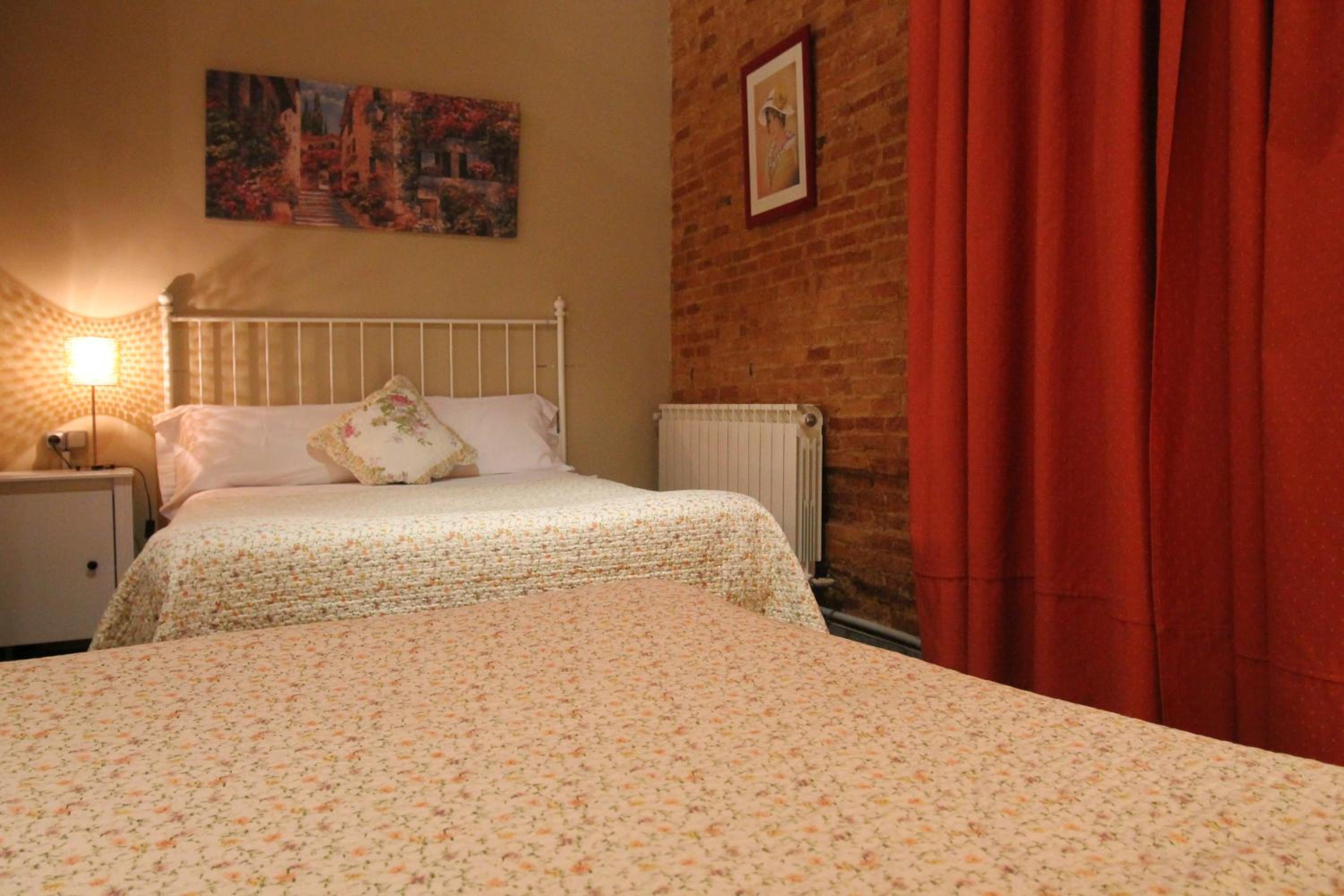 Hostal Orleans