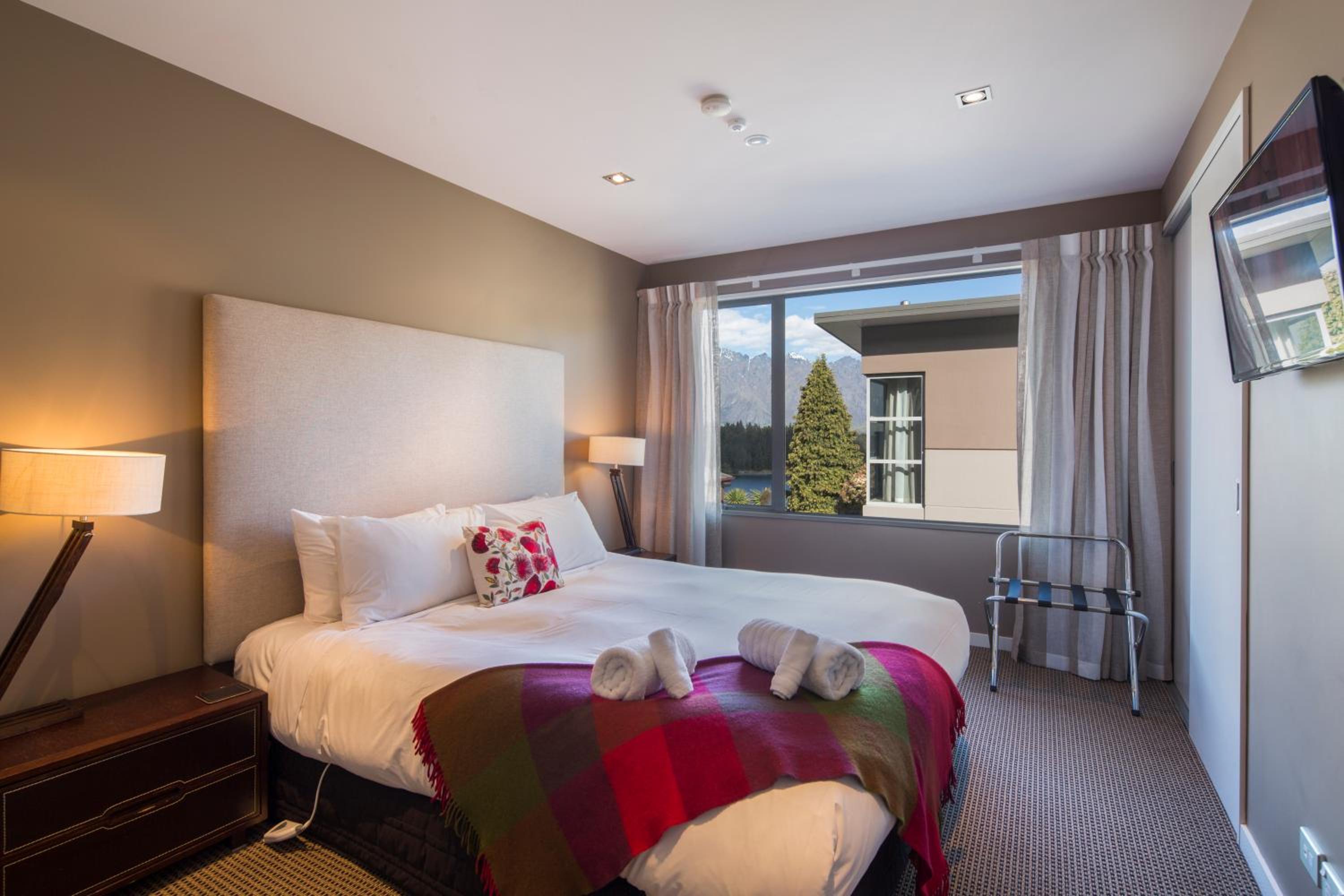 LakeRidge Queenstown by Staysouth