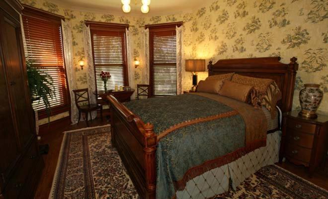 Historic Webster House Bed and Breakfast Inn
