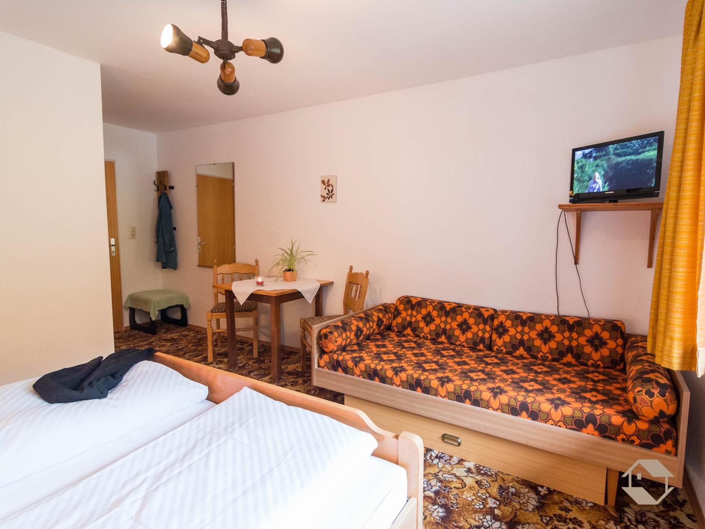 Enri Theater und Pension Bruderhaus