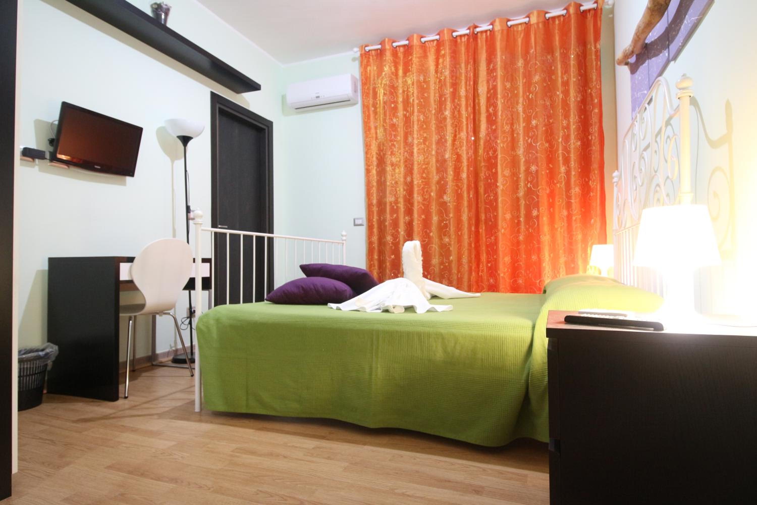 Nemi rooms