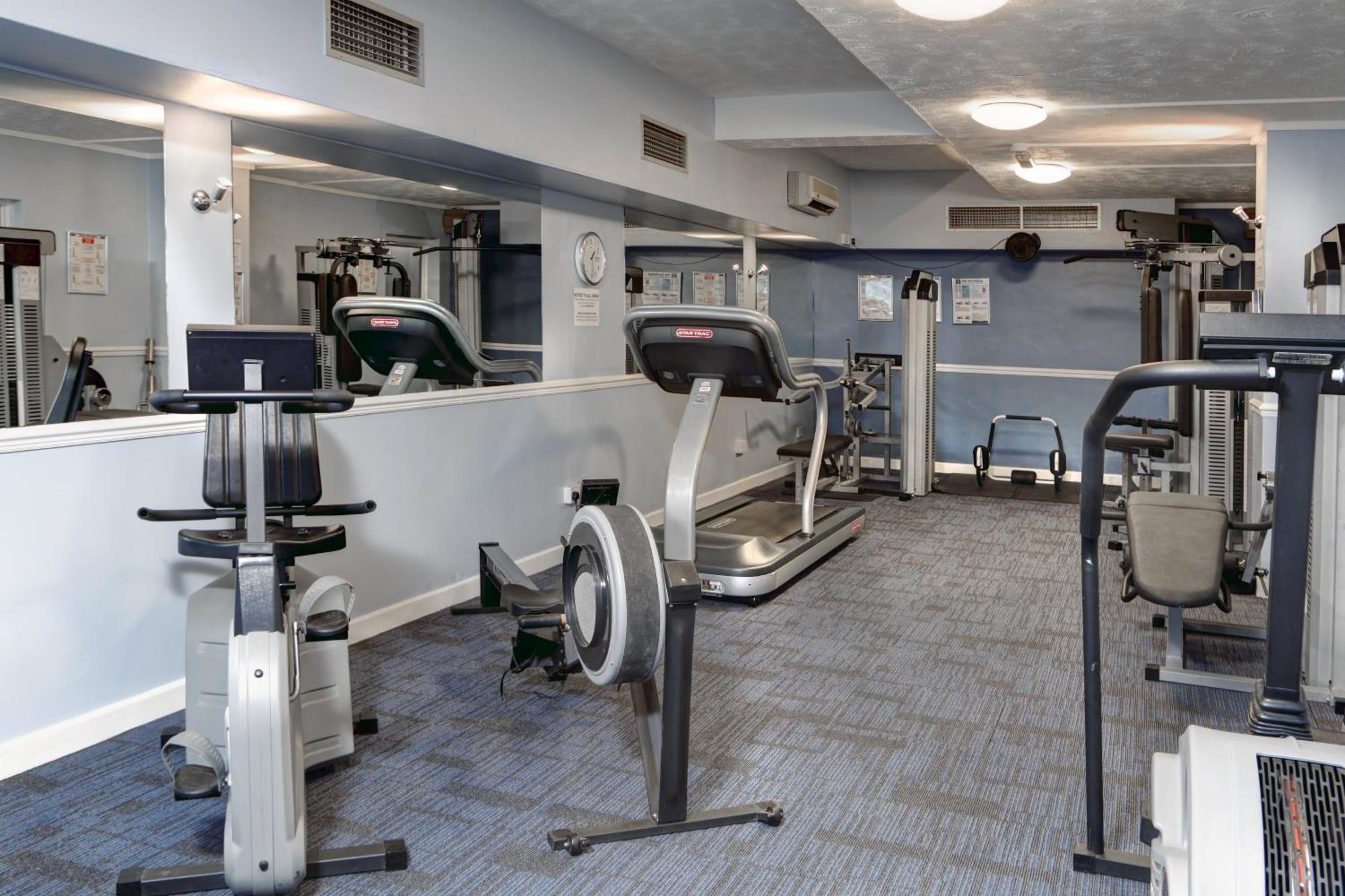 Bridgend Vacations - Best Western Premier Heronston Hotel  Spa - Property Image 10