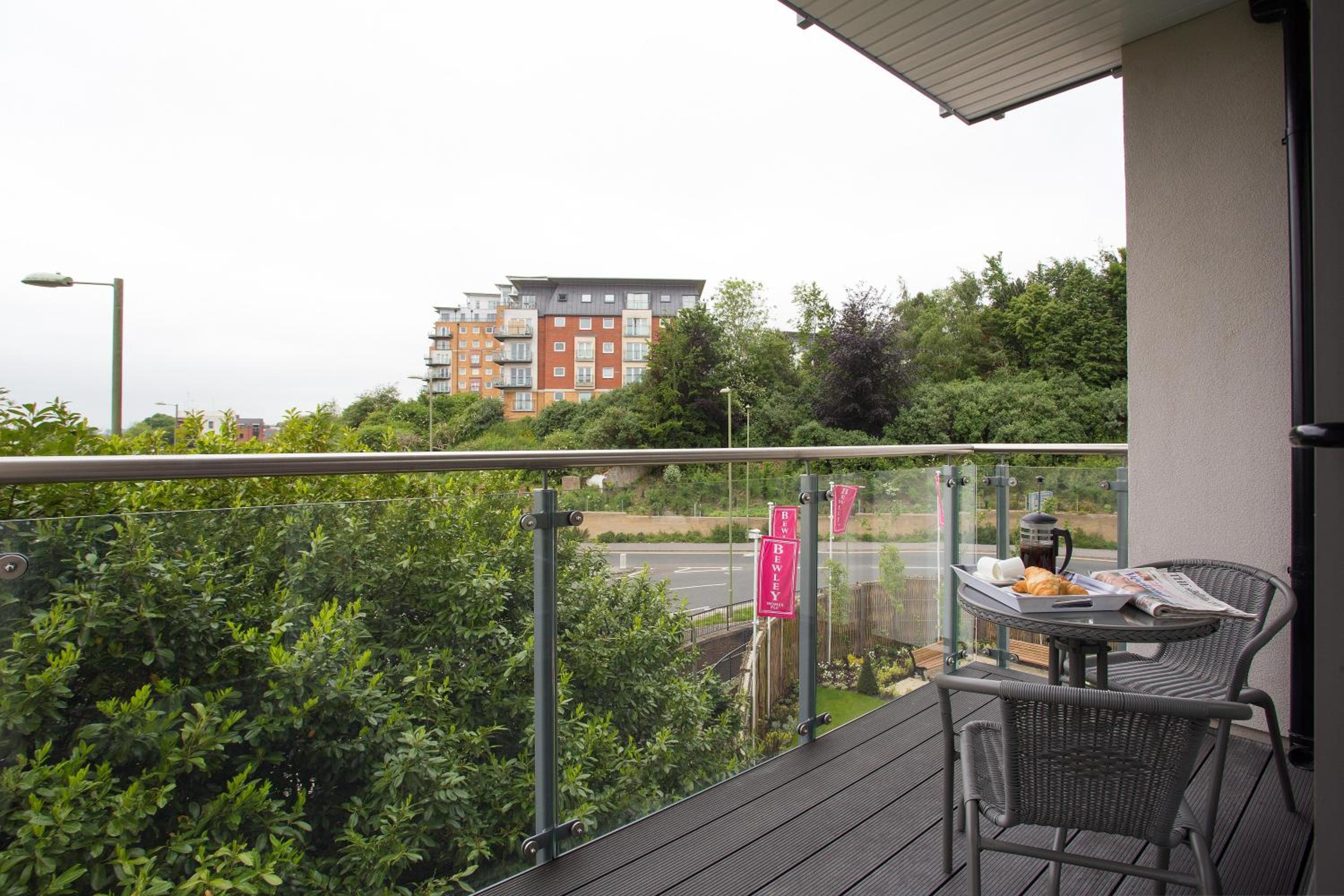 Basingstoke Vacations - Western Gate, Executive Central Apartments - Property Image 4