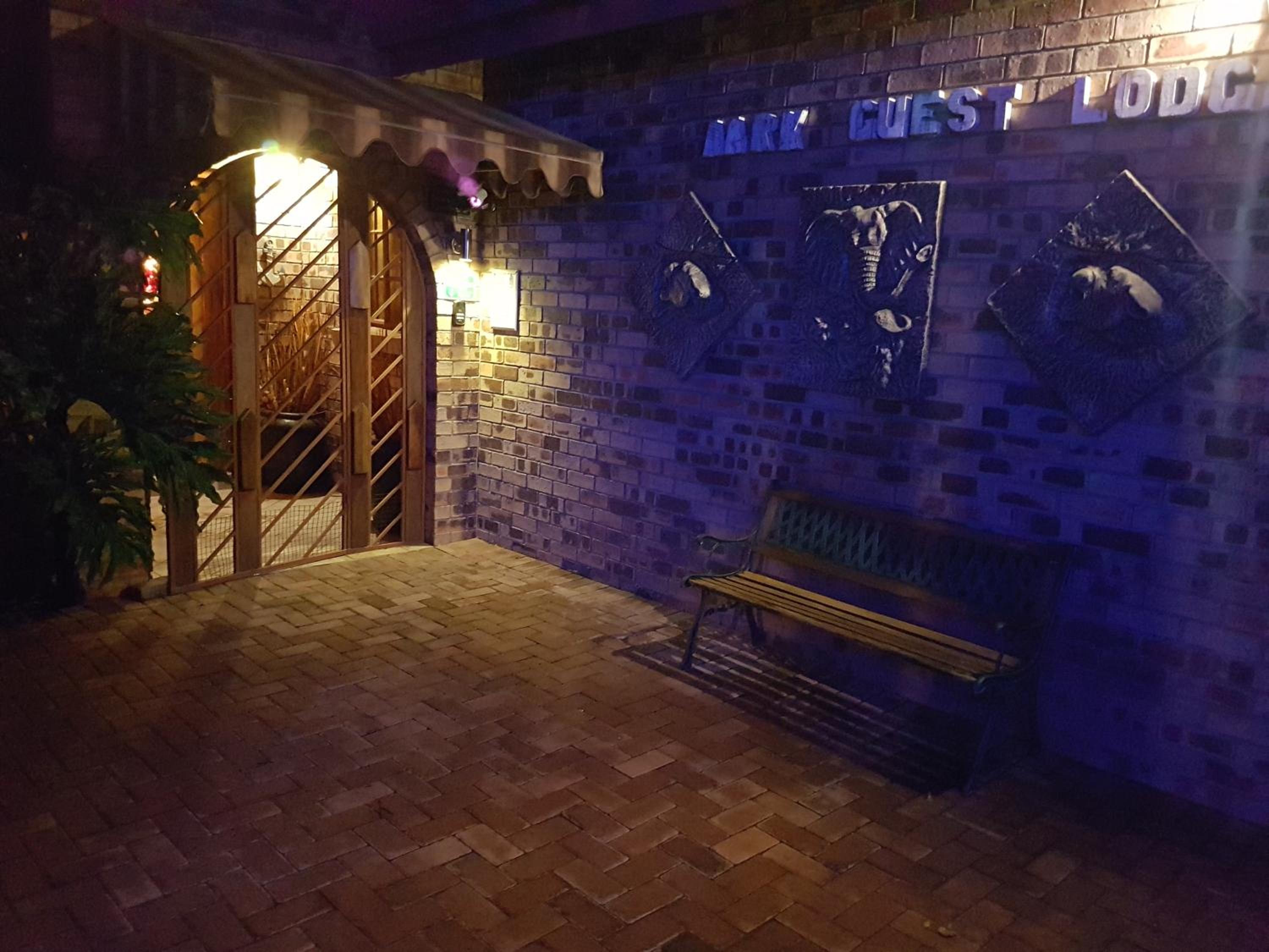 Aark Guest Lodge