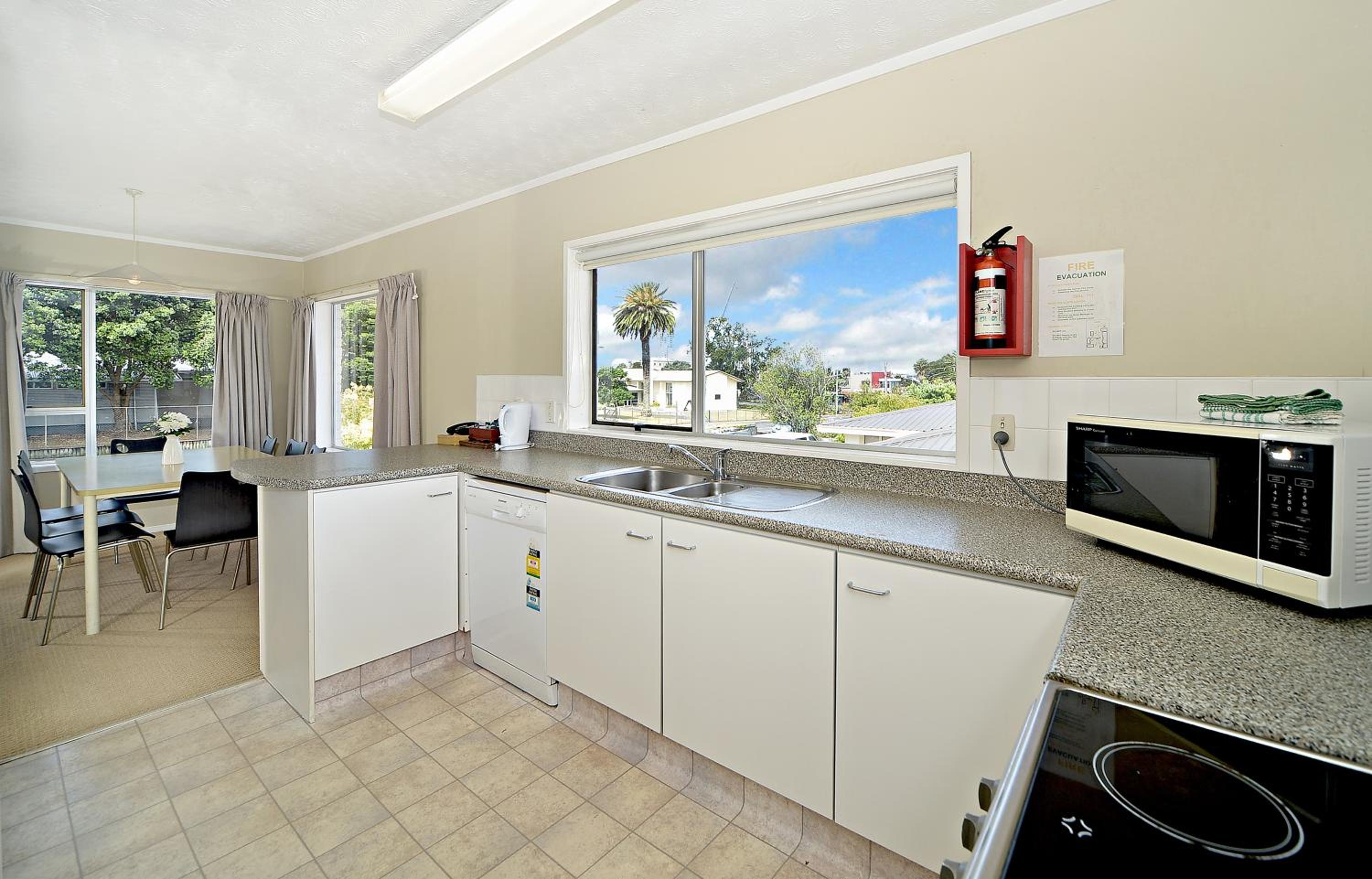 Takapuna Motor Lodge photo 4
