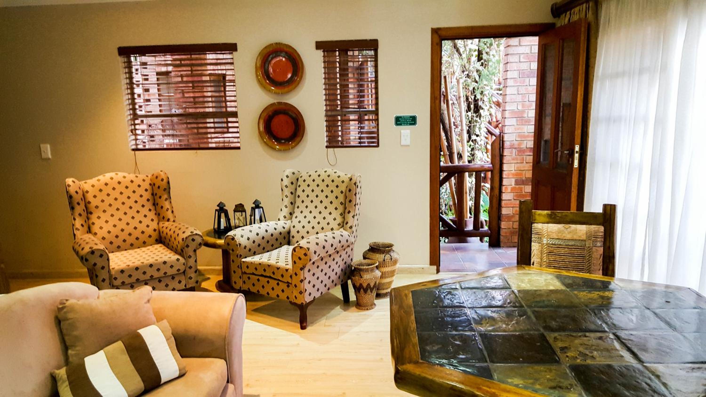 Aark Guest Lodge