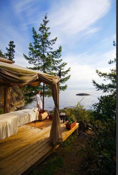 Rockwater Secret Cove Resort