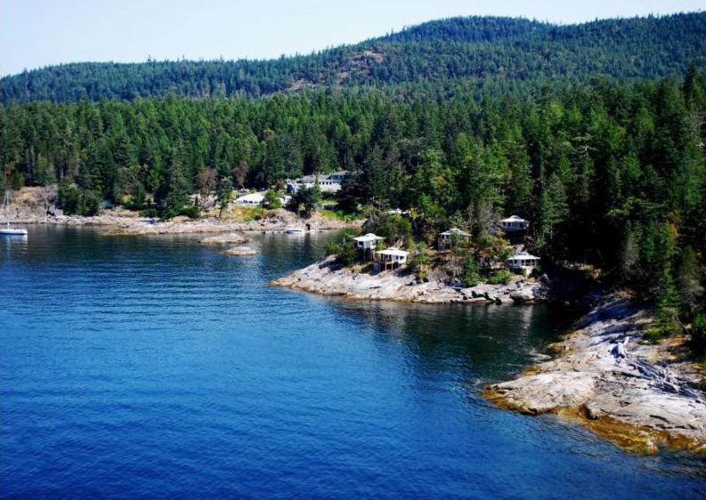 Rockwater Secret Cove Resort