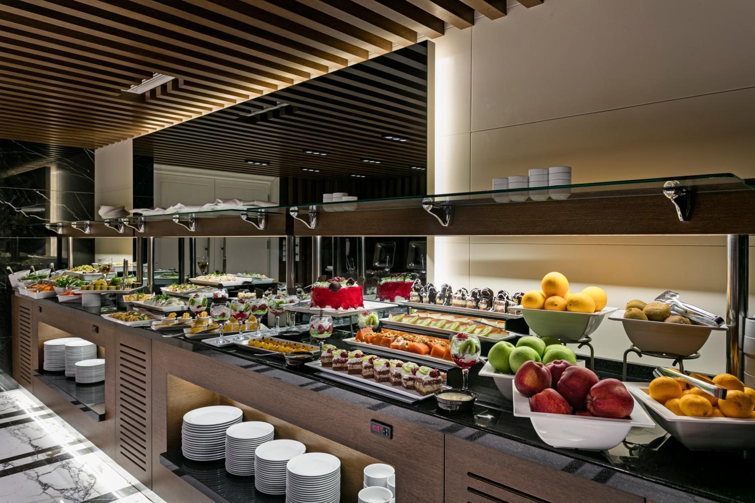 B Business Hotel & Spa - Image 19