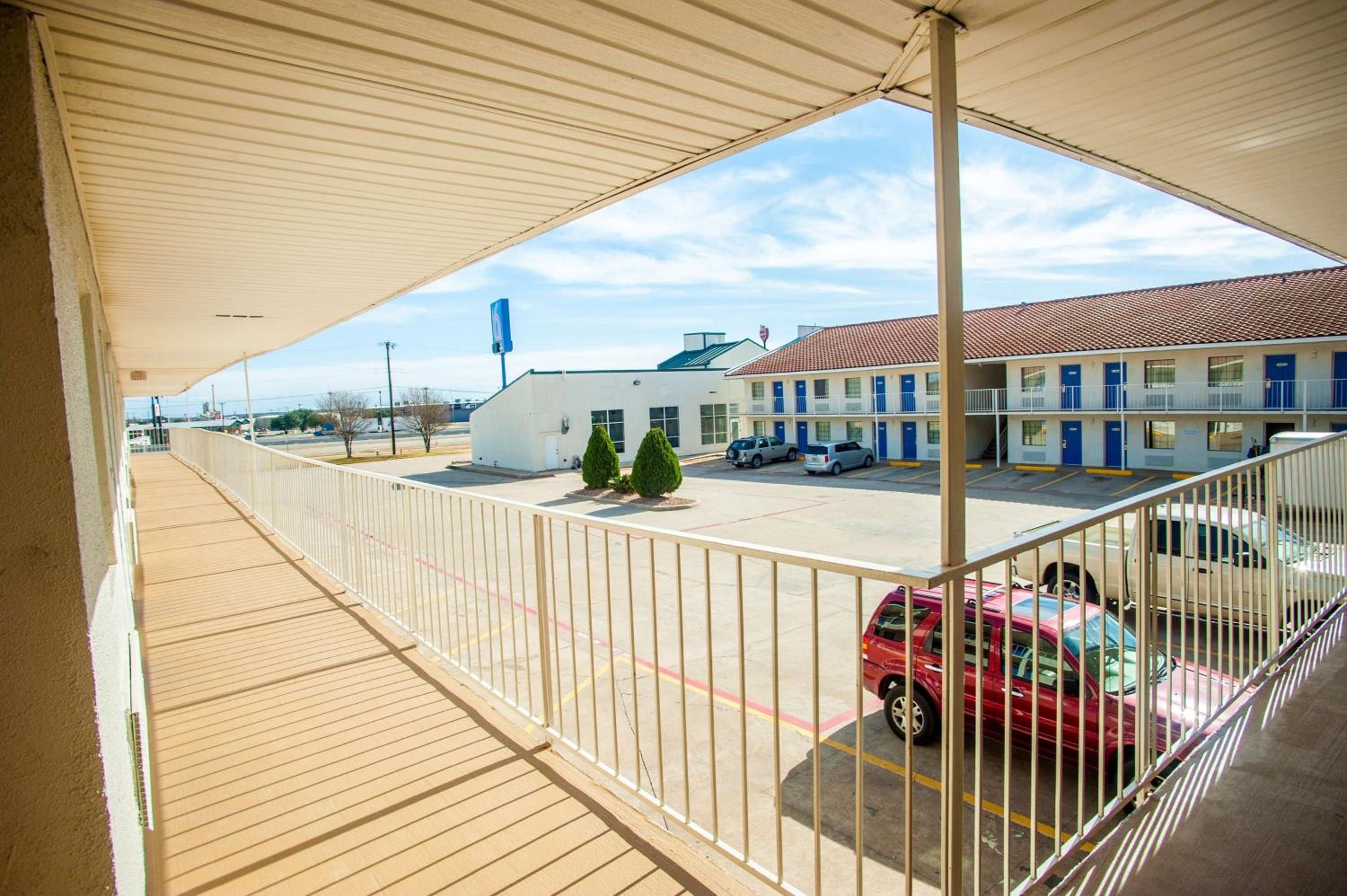 Motel 6-Corsicana, TX view 4