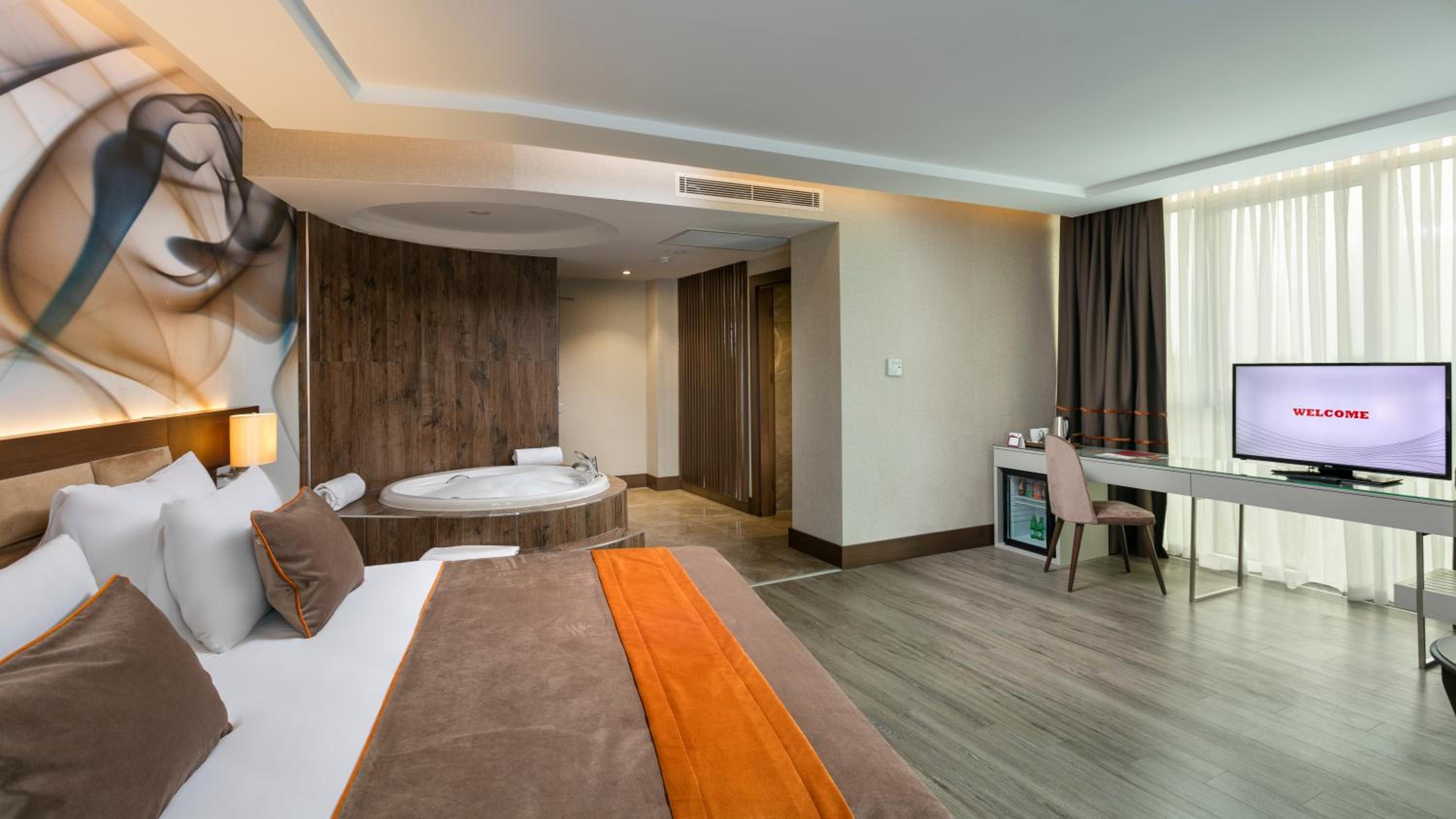 B Business Hotel & Spa - Image 11