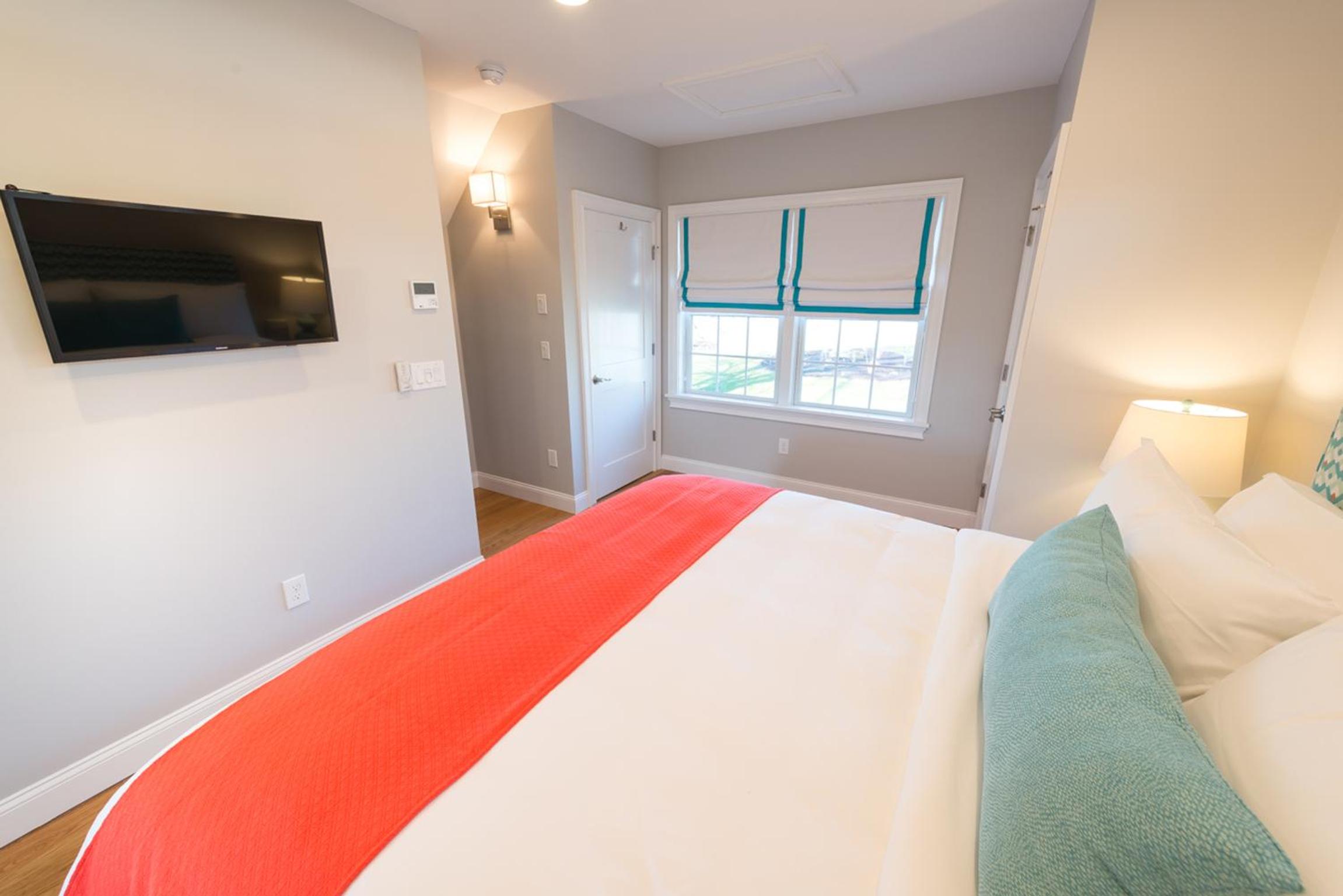 The East Island Reserve Hotel