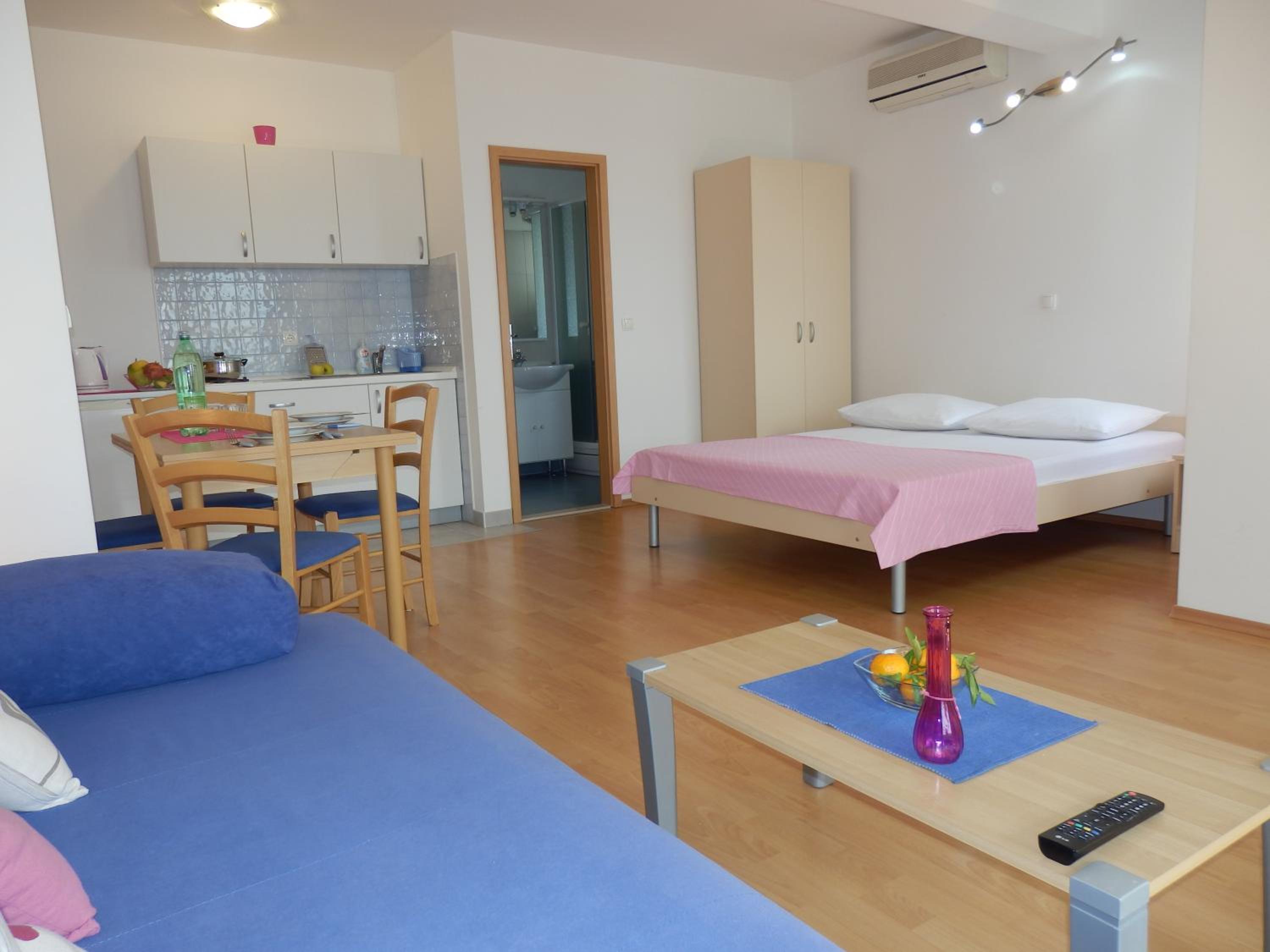 Apartments Rica