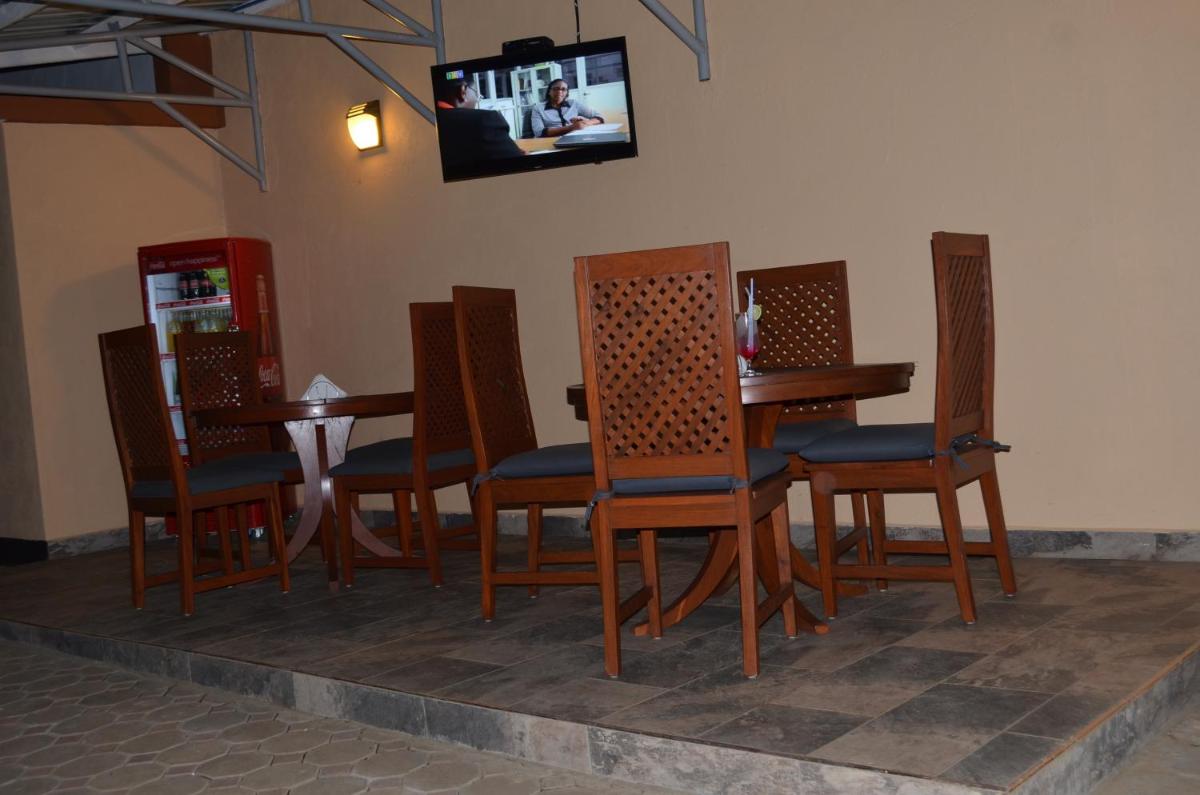 restaurant