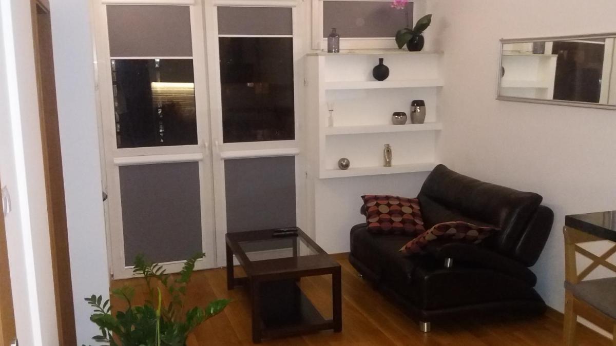 Downtown Apartment view 3