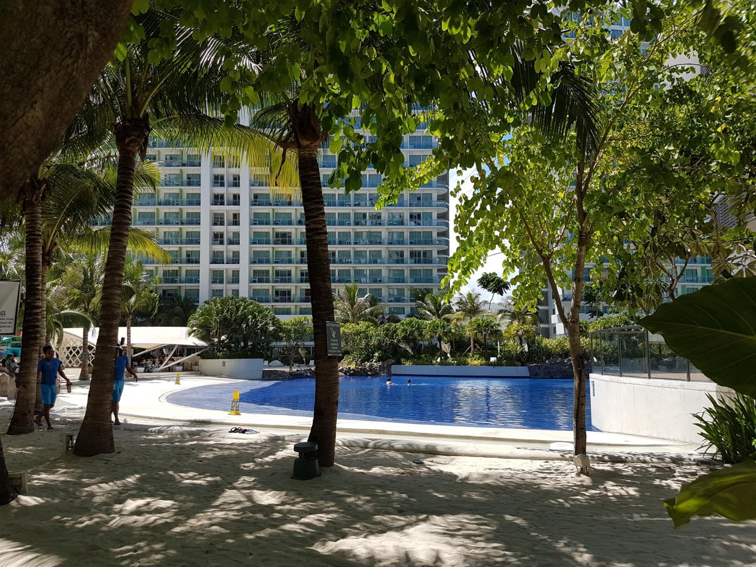 Azure Tropical Paradise view 3