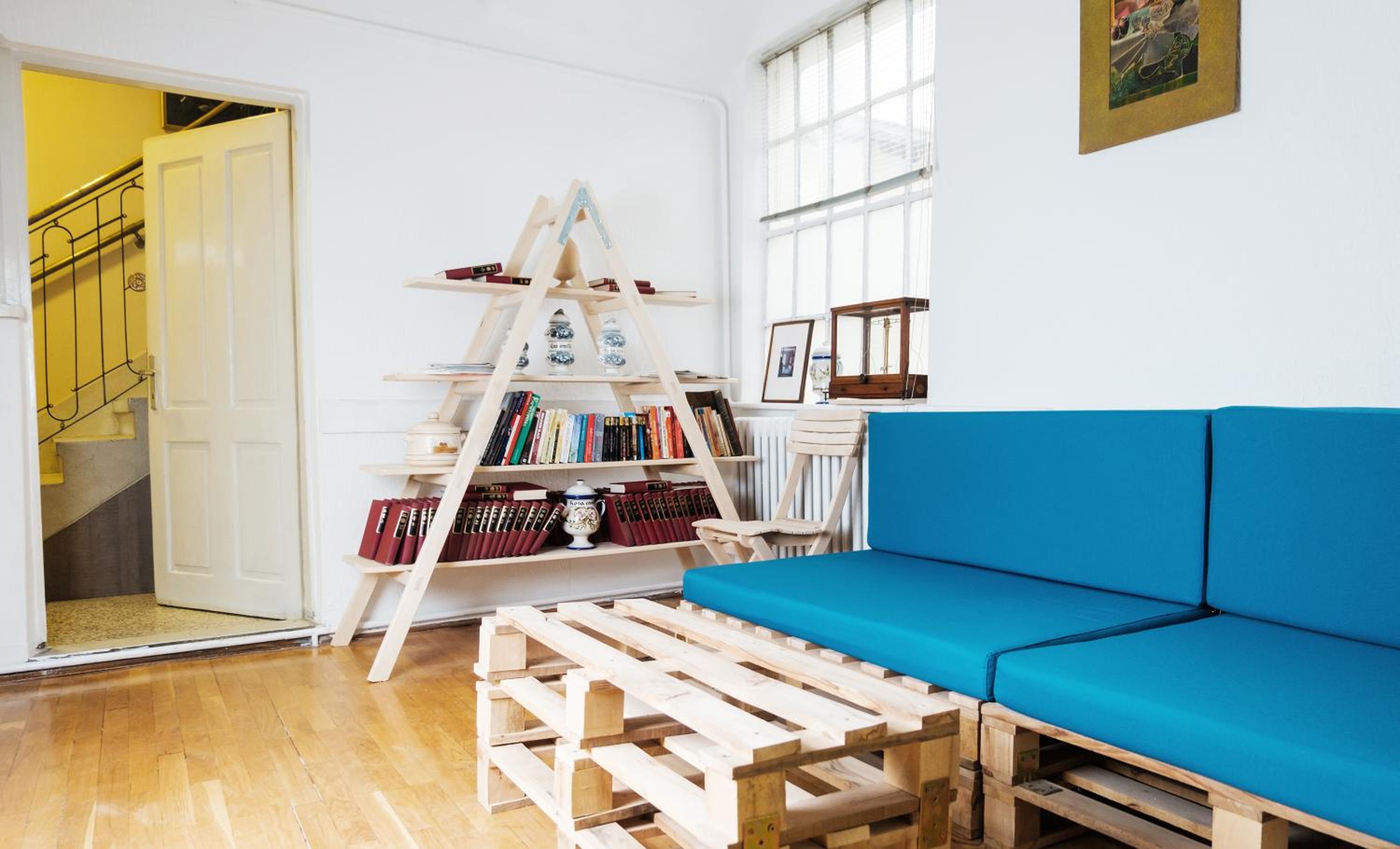 Hostel Jellostone