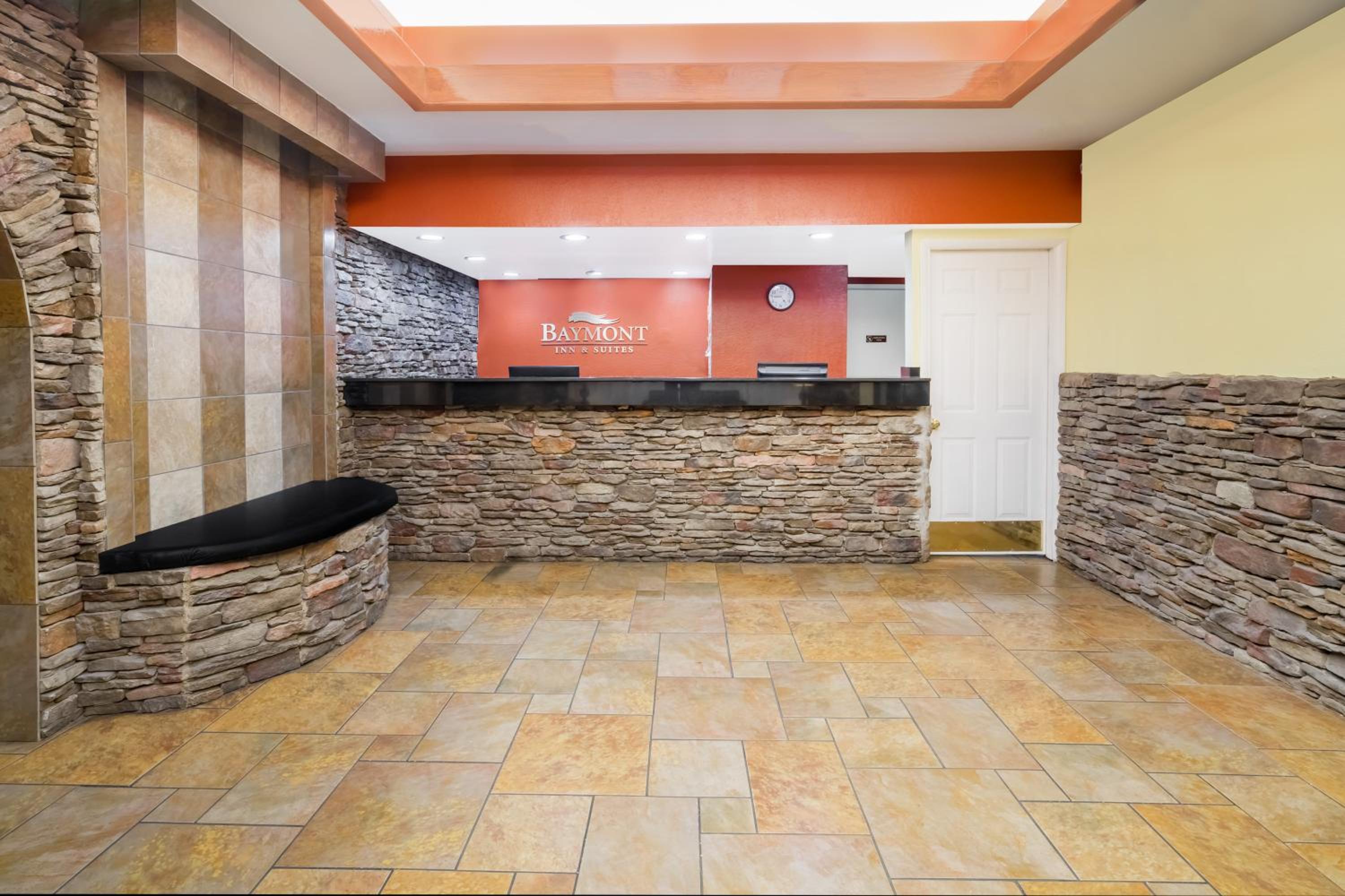 Baymont by Wyndham Goodlettsville Nashville - Property Image 2